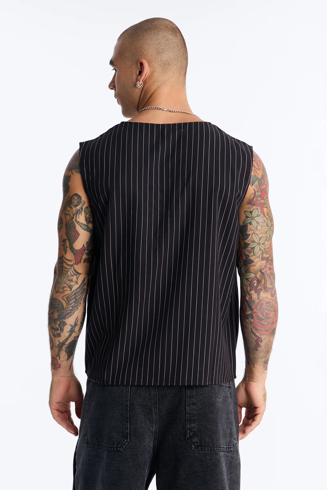 Maison Tailored All Over Pocket Belvedere Vest - Black - Image 4