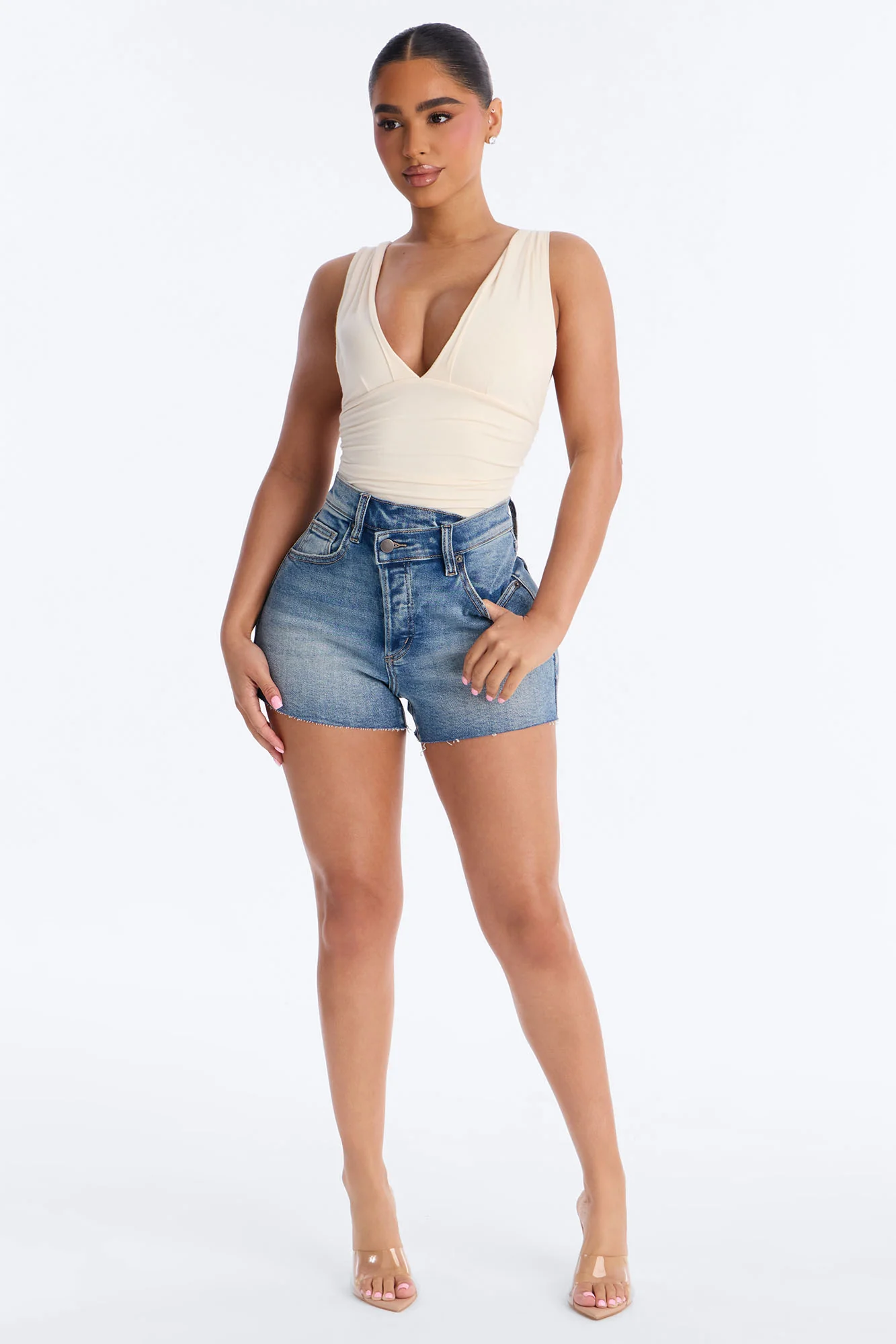 Manhattan Stretch Crossover Denim Short - Medium Wash