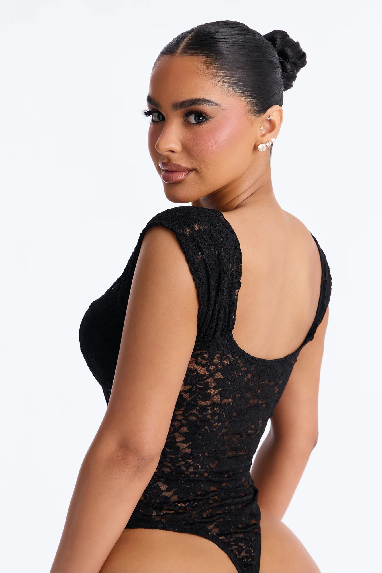 Maria Sheer Lace Short Sleeve Bodysuit - Black - Image 5