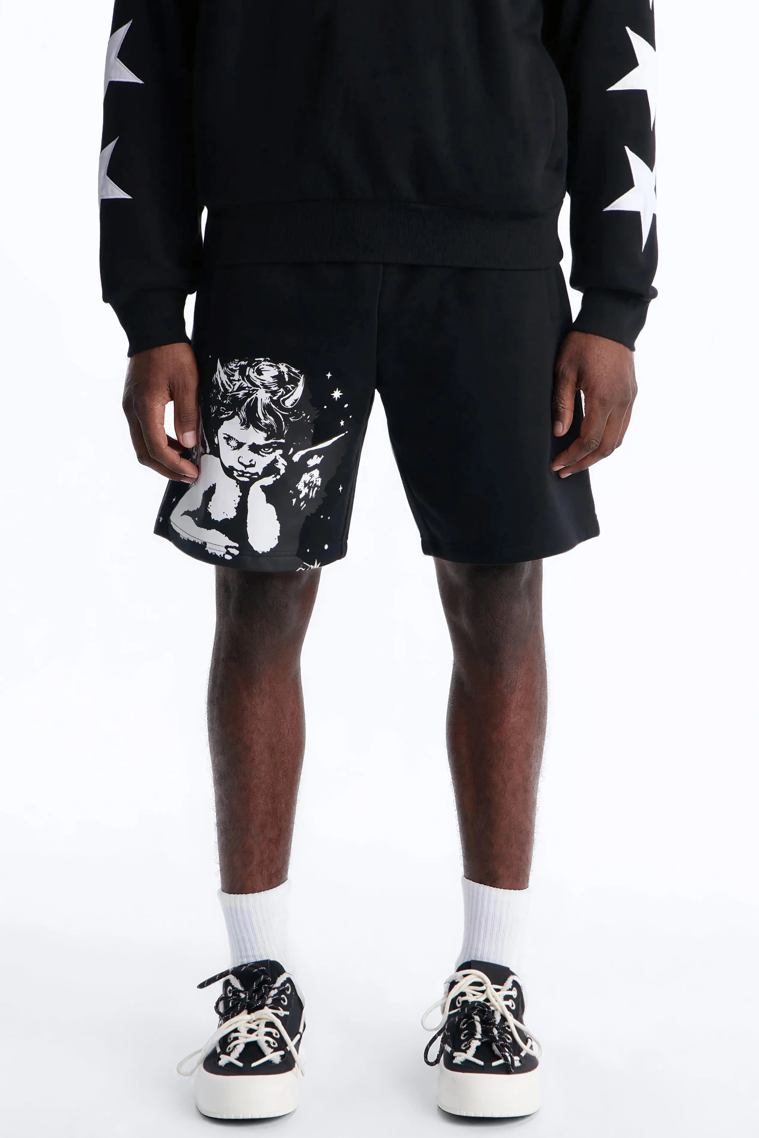 Menace Sent Embroidery Sweatshorts - Black