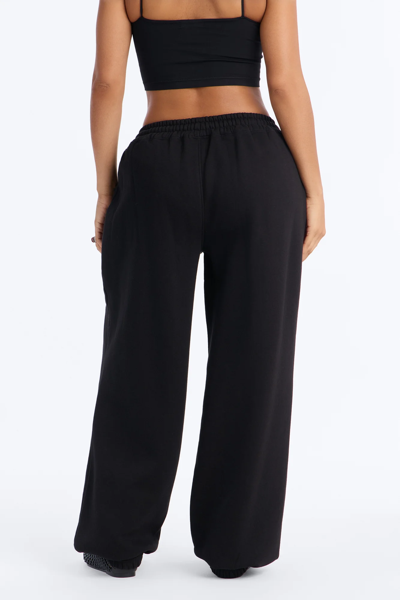 Mia Pleated Fleece Jogger Pants - Black - Image 3