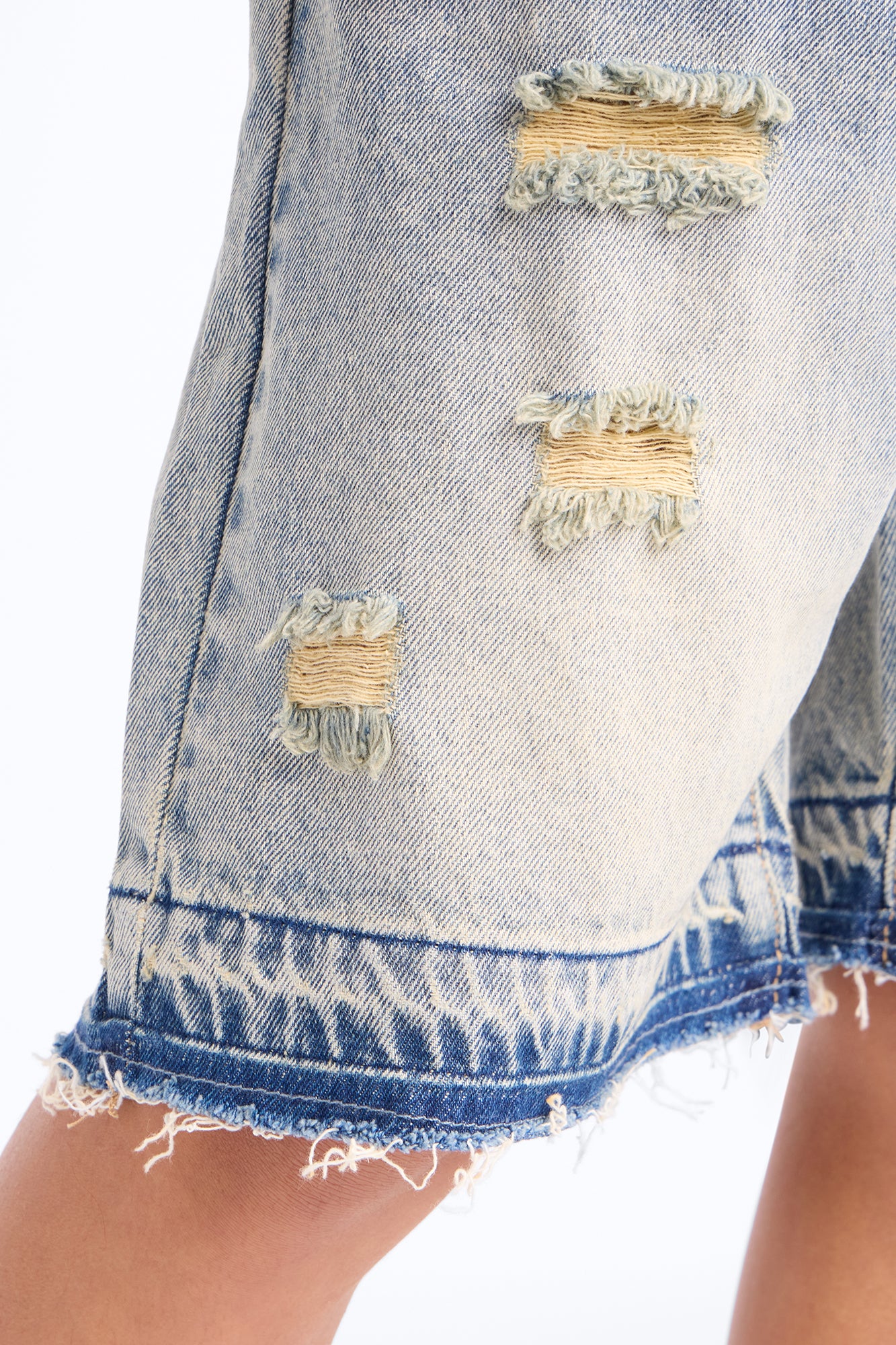 Mini Baggy Skatepark Denim Short - Light Wash - Image 3