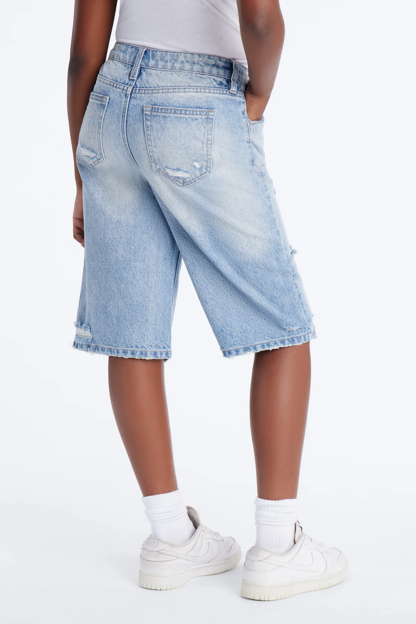 Mini Havana Ripped Denim Jorts - Light Wash - Image 3