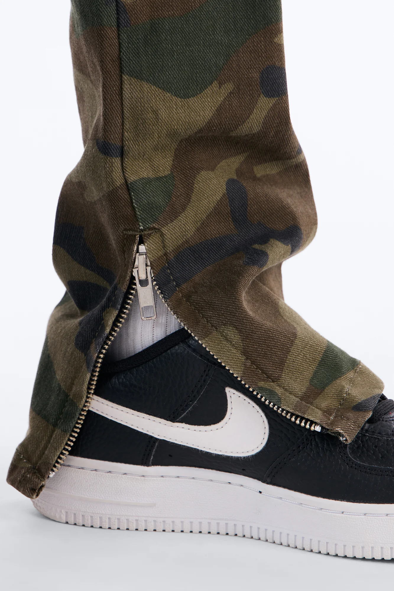Mini Hunter Slim Cargo Pants - Camouflage - Image 4