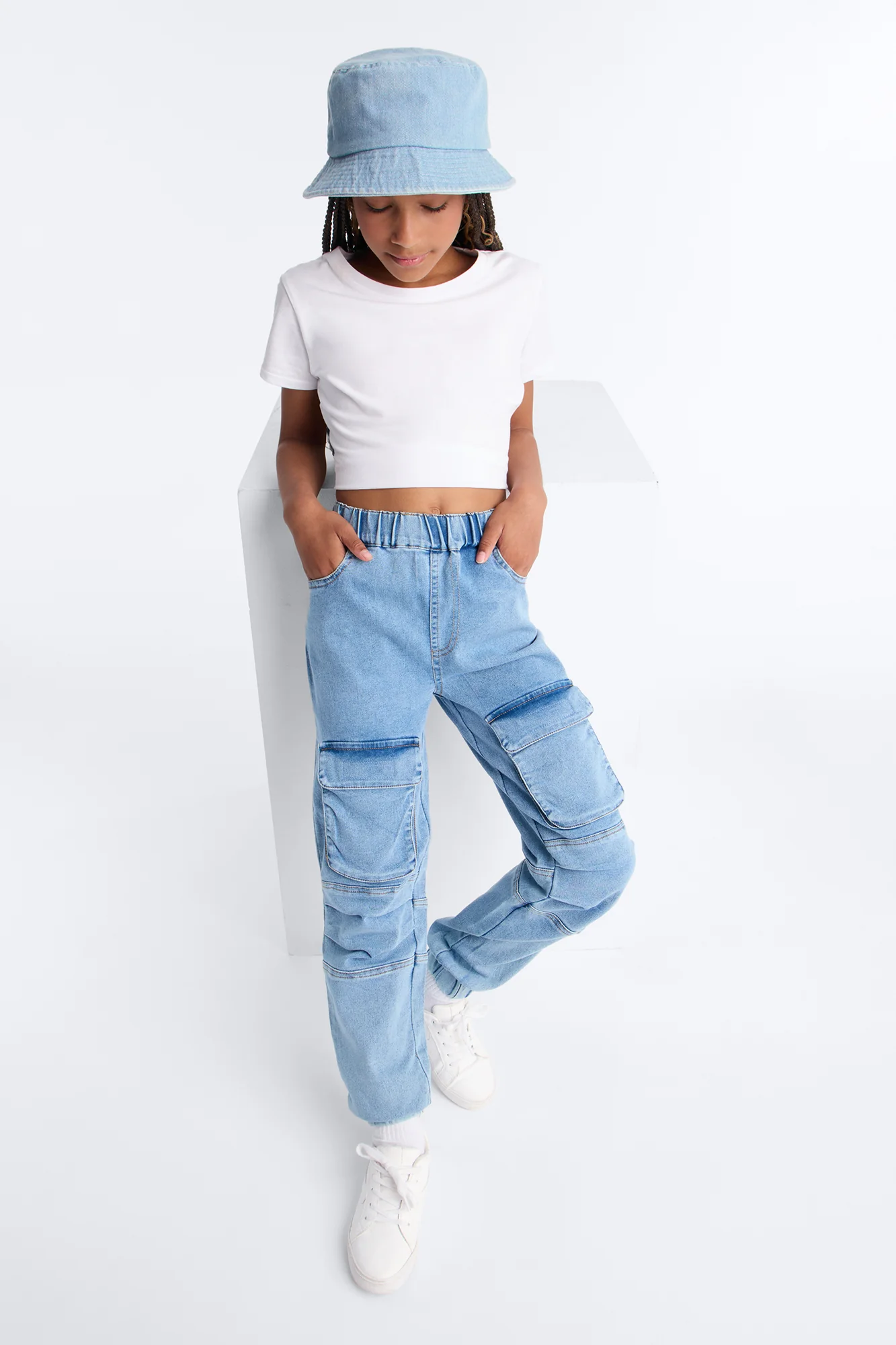 Mini Into It Cargo Denim Jogger - Light Wash - Image 2