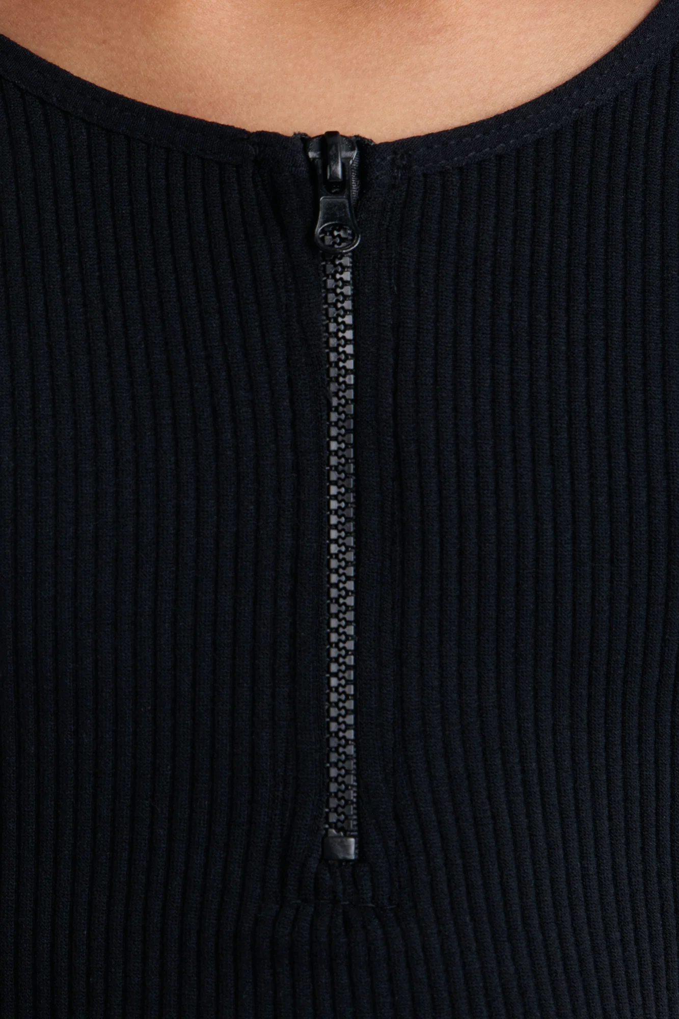Mini On And On Short Sleeve Romper - Black - Image 3