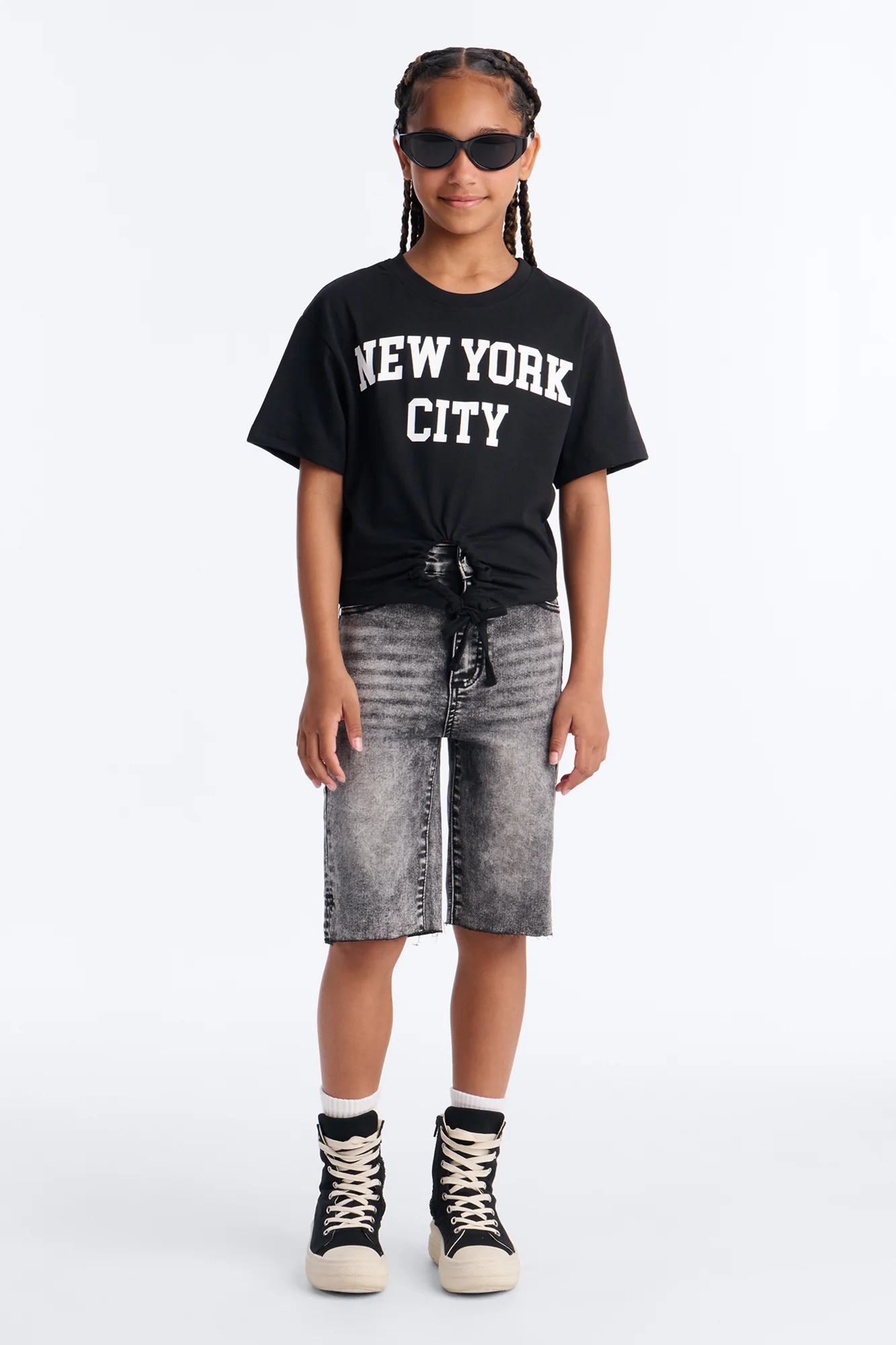 Mini On The List Deluxe Stretch Bermuda Shorts - Grey