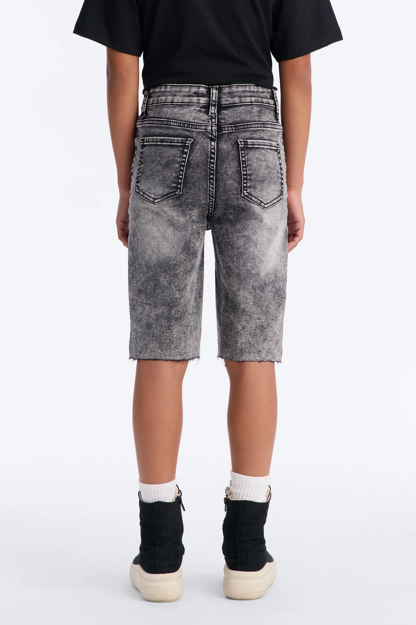 Mini On The List Deluxe Stretch Bermuda Shorts - Grey - Image 3