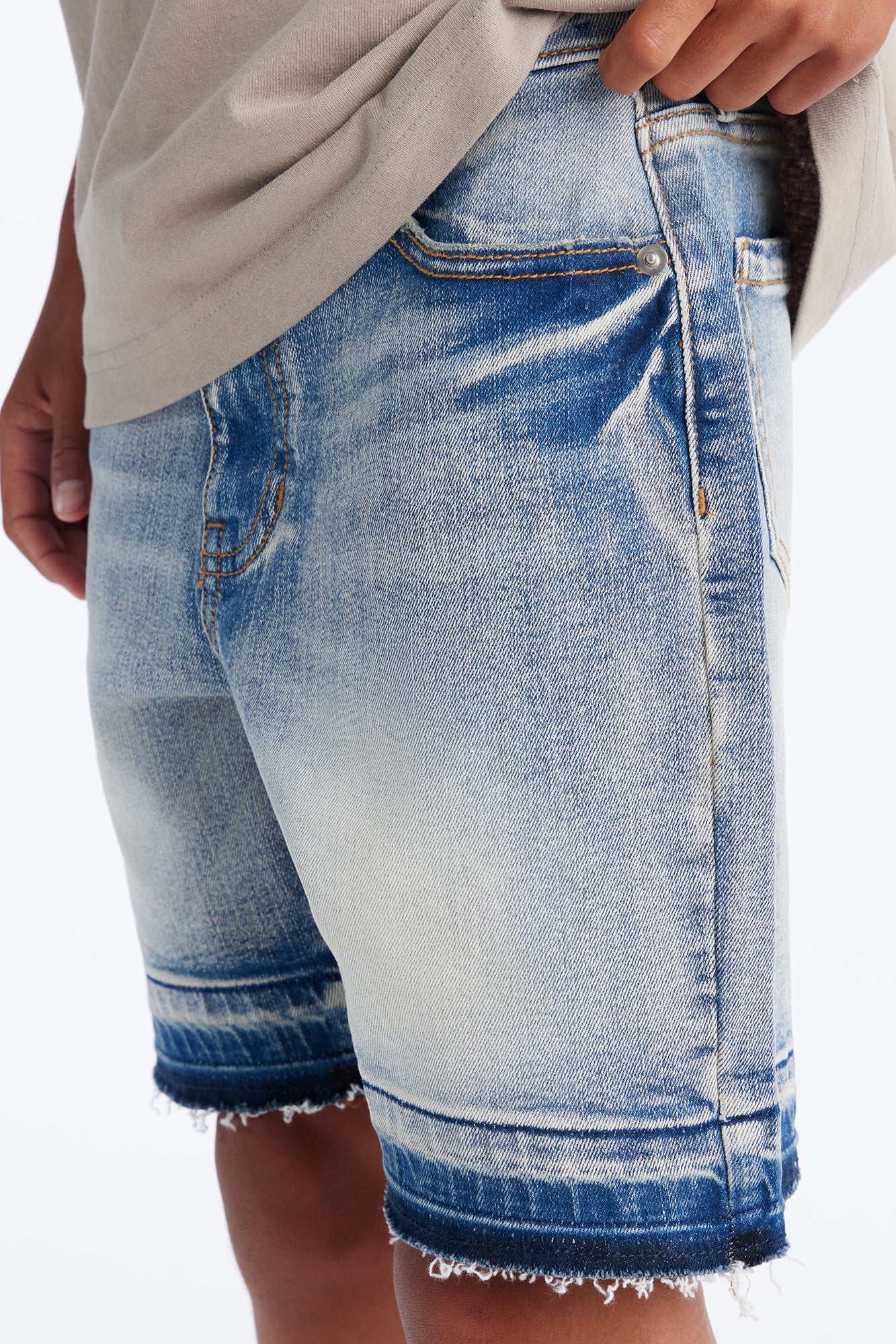 Mini Run Around Relaxed Denim Shorts - Medium Wash - Image 3