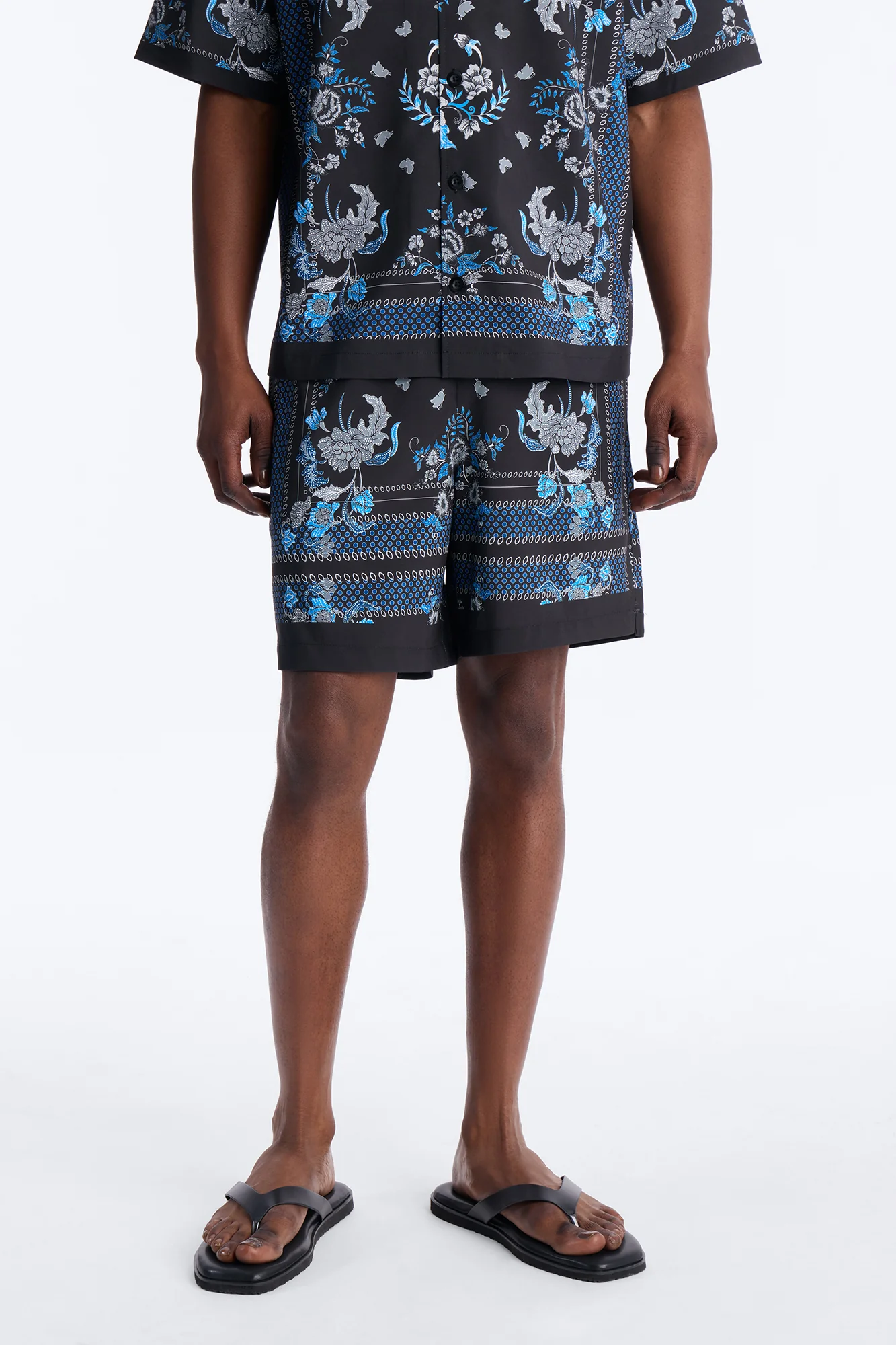 Mirage Bloom Swim Trunk 7″ - Black - Image 2