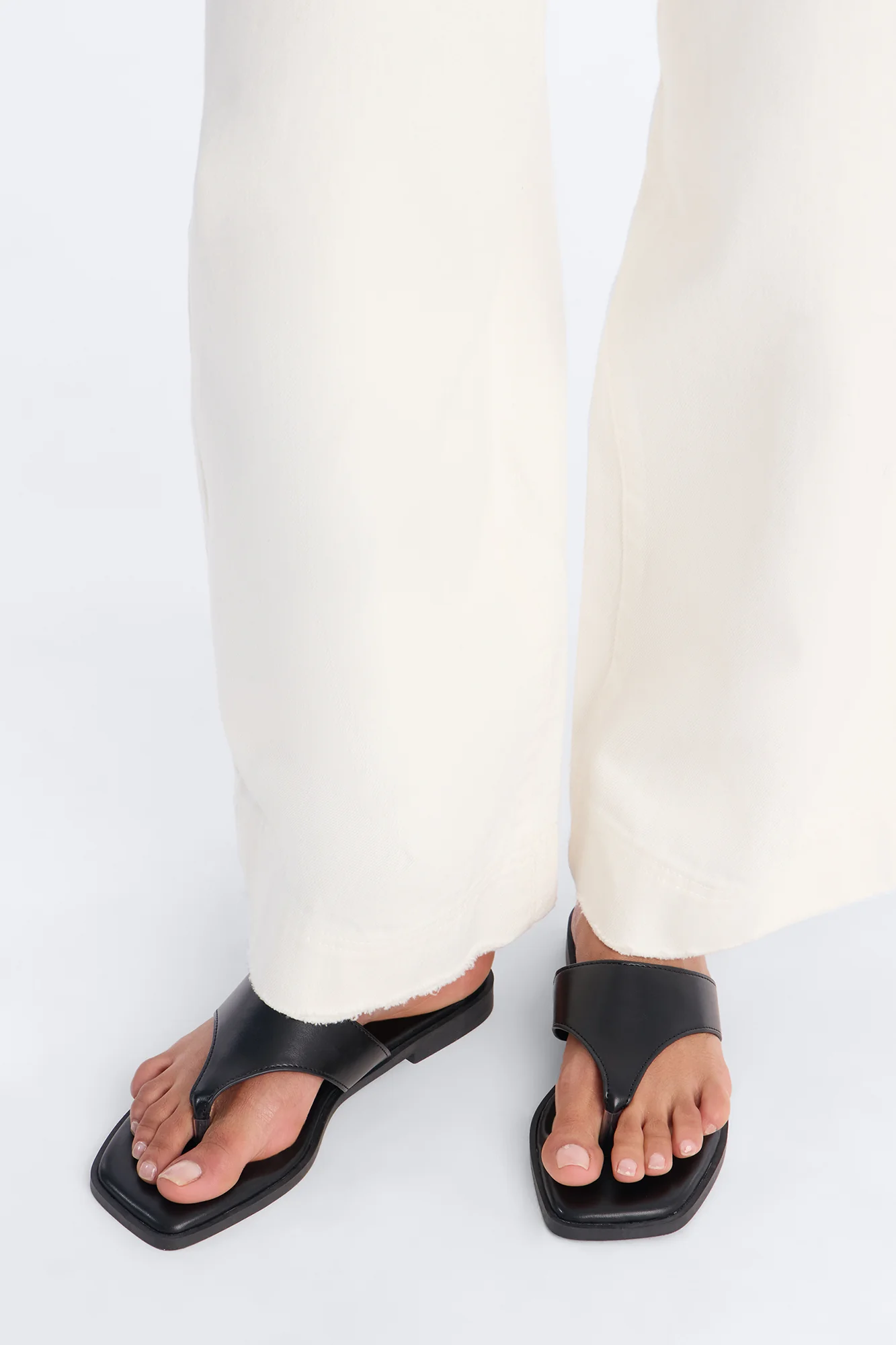 Miro Flip Flop Sandals - Black - Image 4
