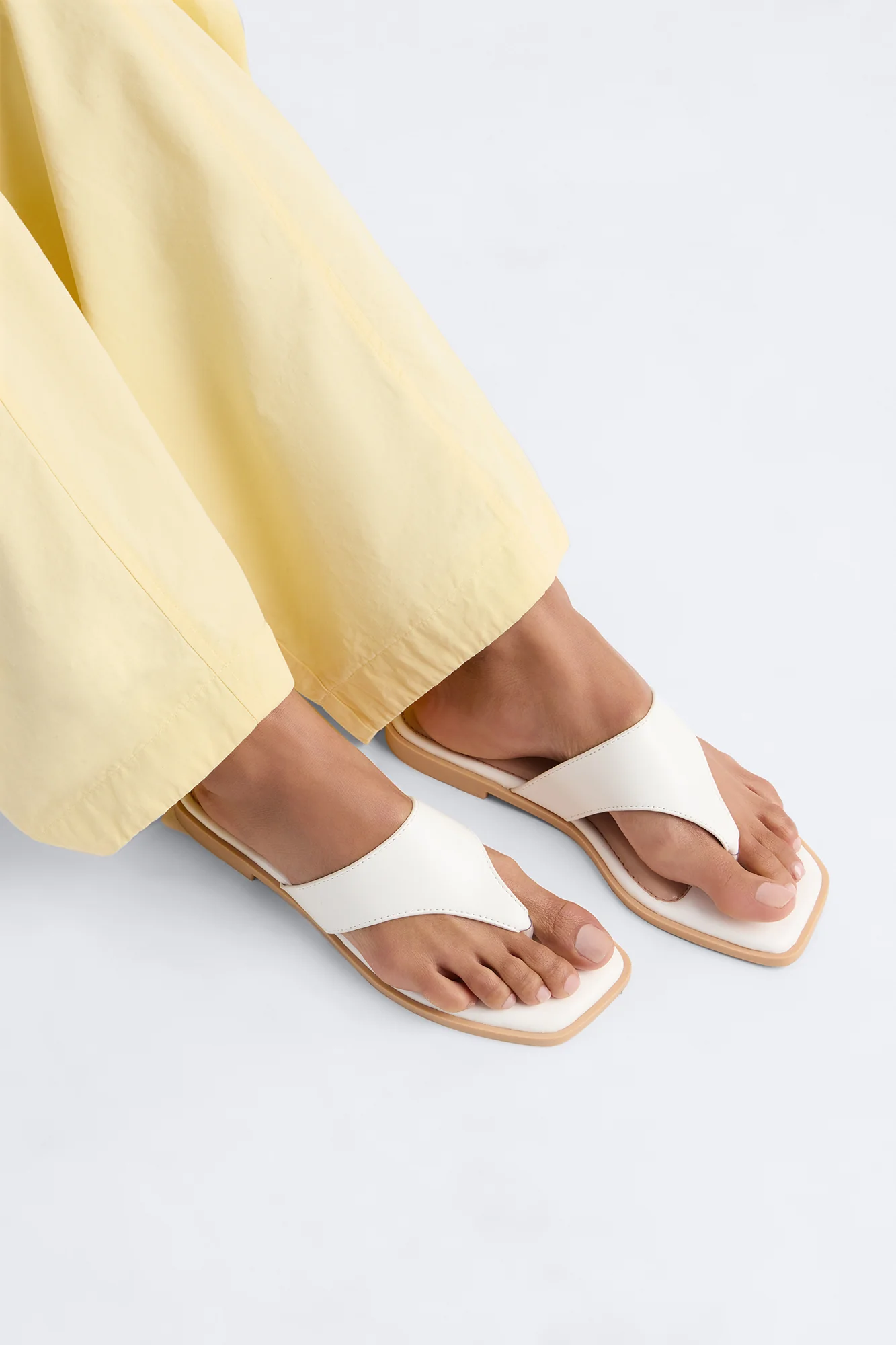 Miro Flip Flop Sandals - White - Image 3