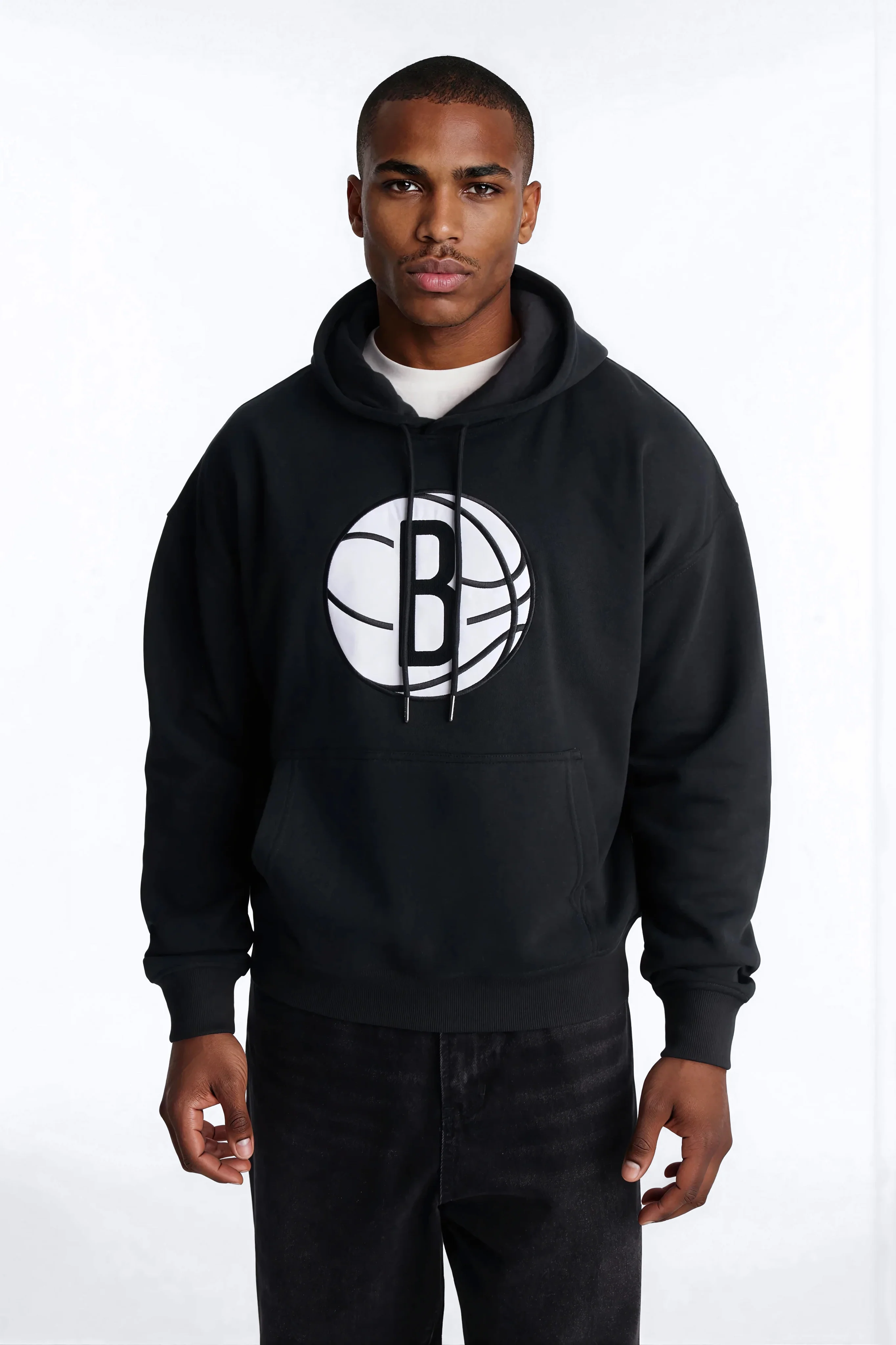 Nets Old English Embroidery Hoodie - Black