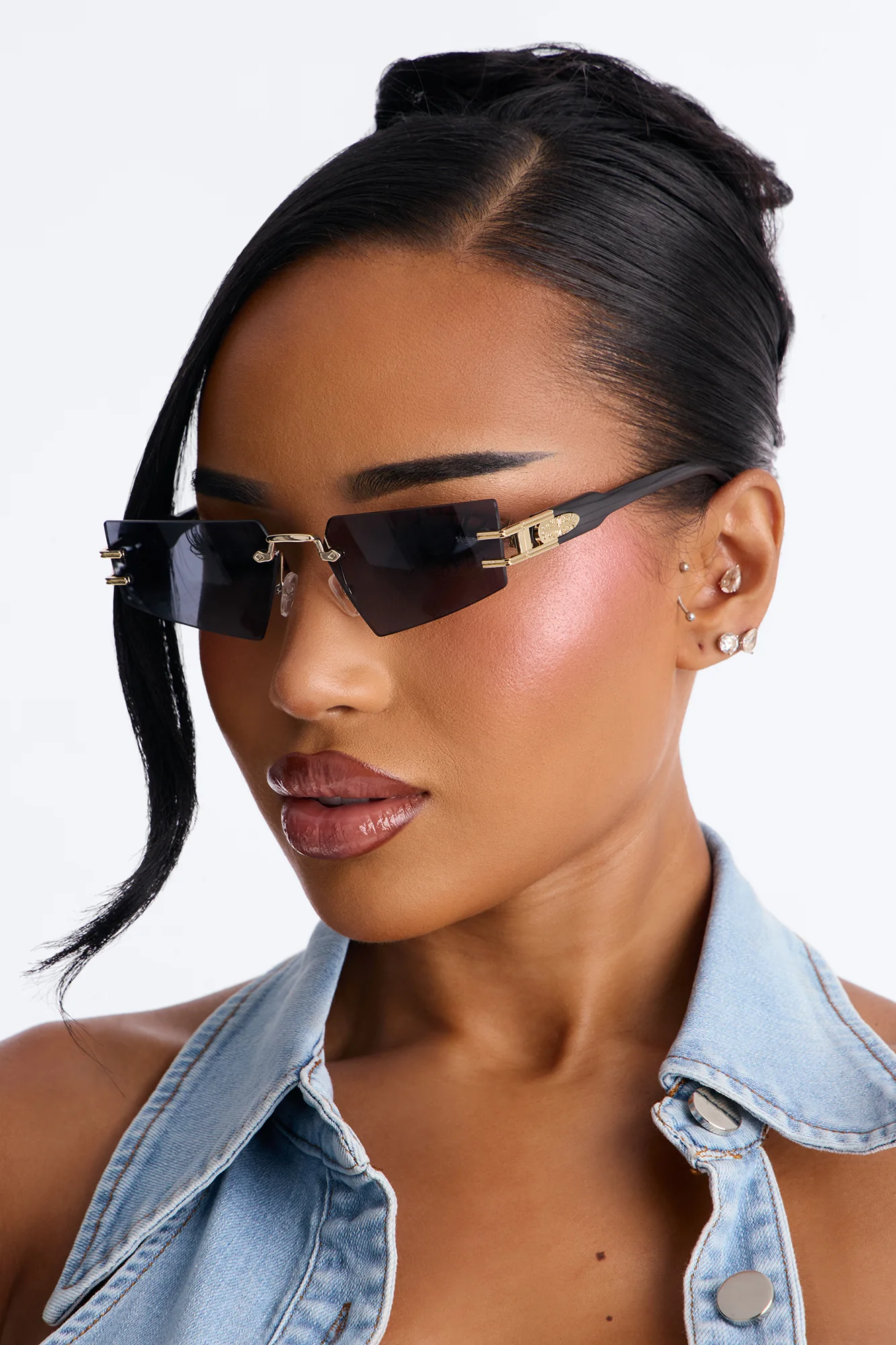Nothing Compares Sunglasses - Black