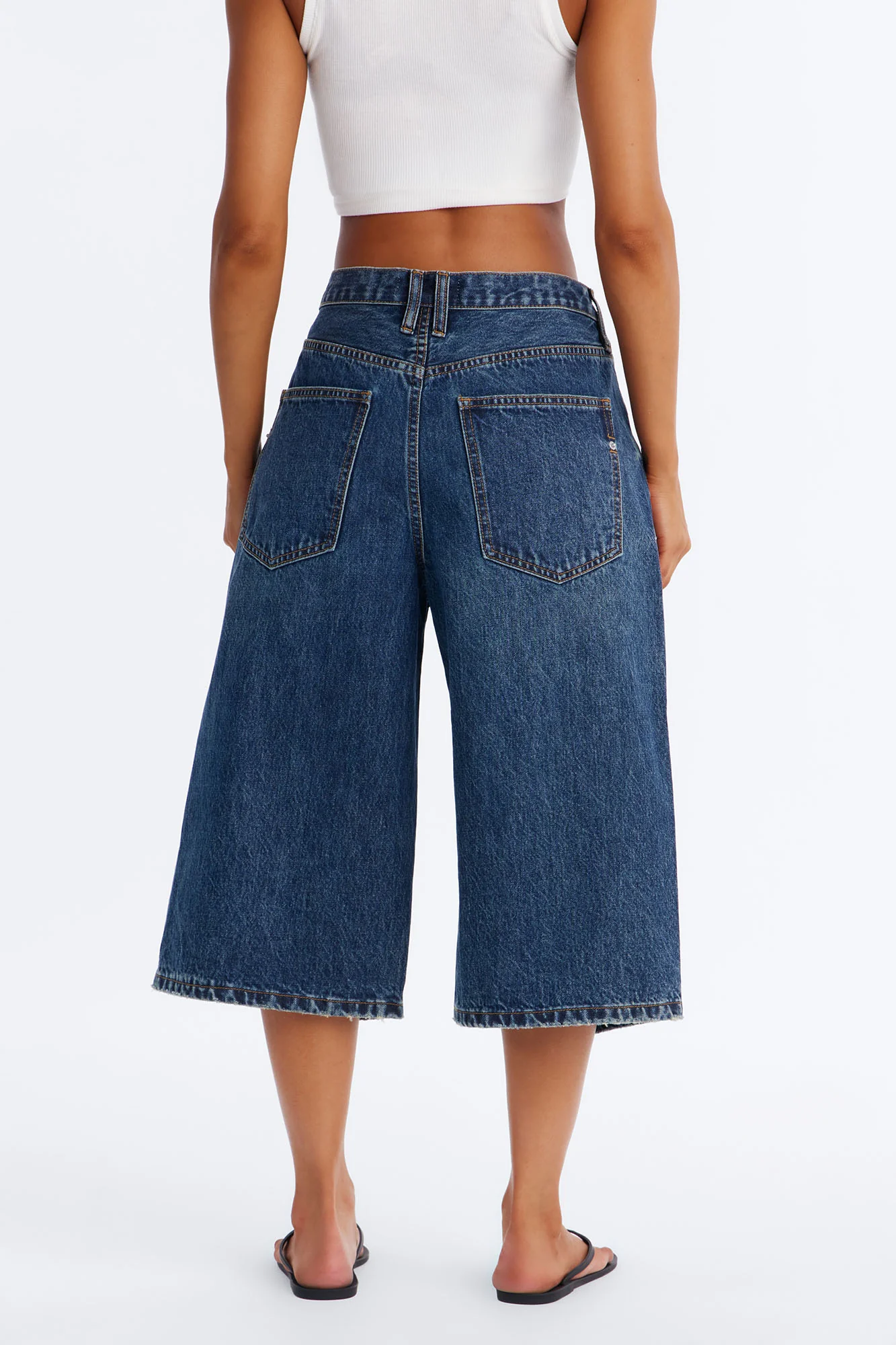 Offset Crossover Denim Culotte Jeans - Dark Wash - Image 4
