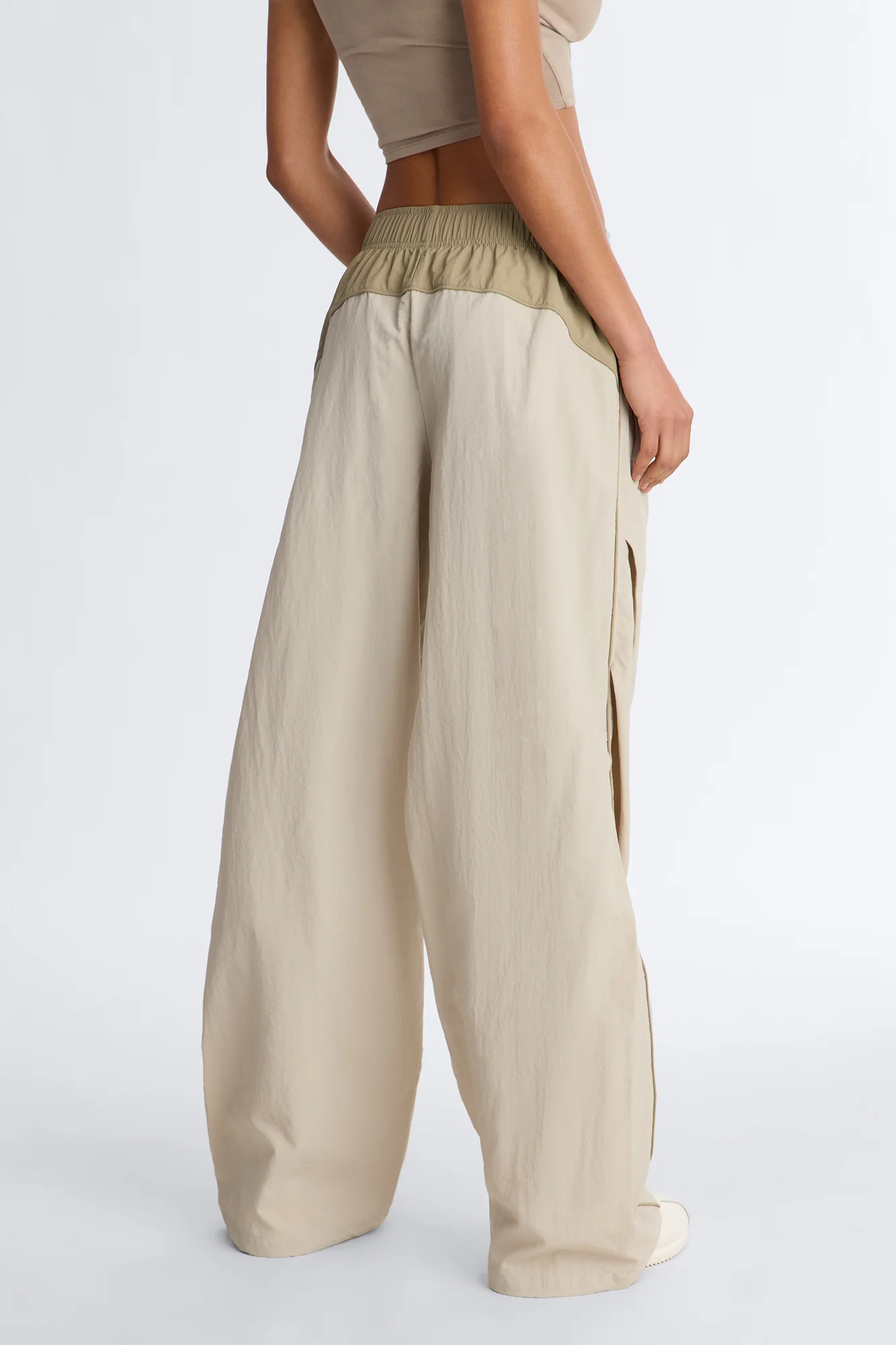On the Go Windbreaker Joggers - Sage/combo - Image 4