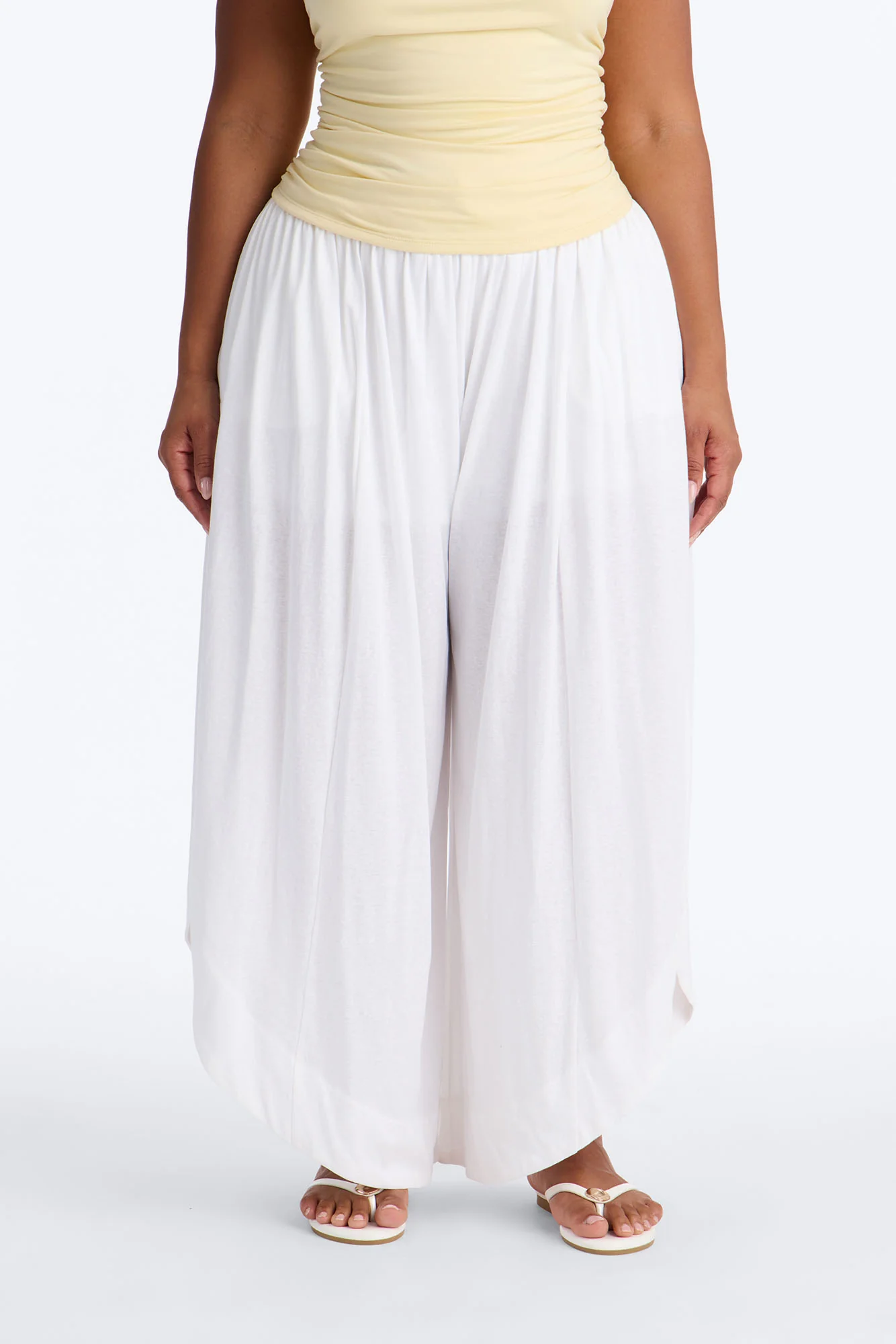 Opal Mid Rise Wide Leg Cropped Pant - White - Image 5