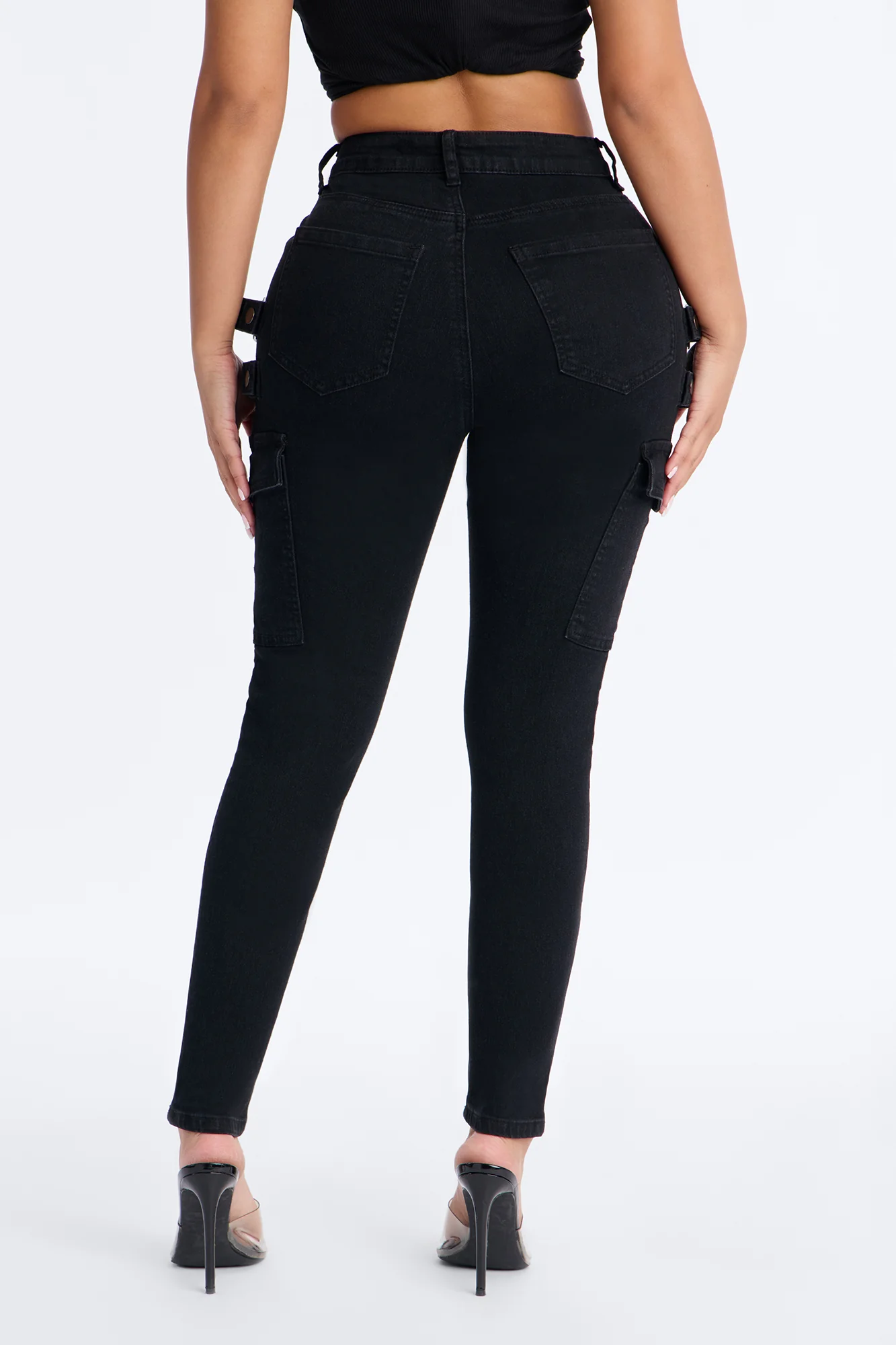 Oria High Rise Skinny Cargo Pant 32″ - Black - Image 4