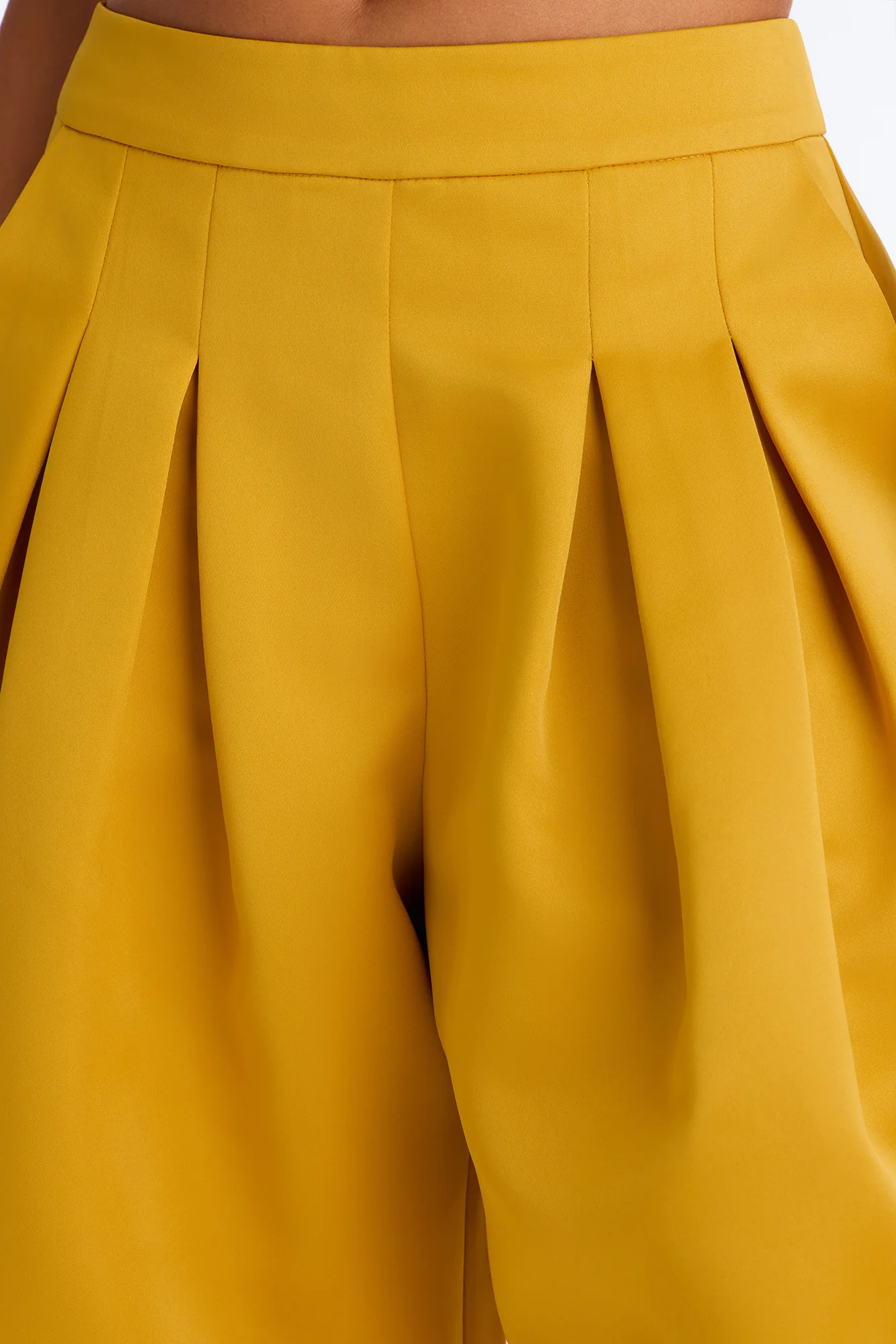 Ottilie High Rise Pleated Barrel Leg Pant - Yellow - Image 3
