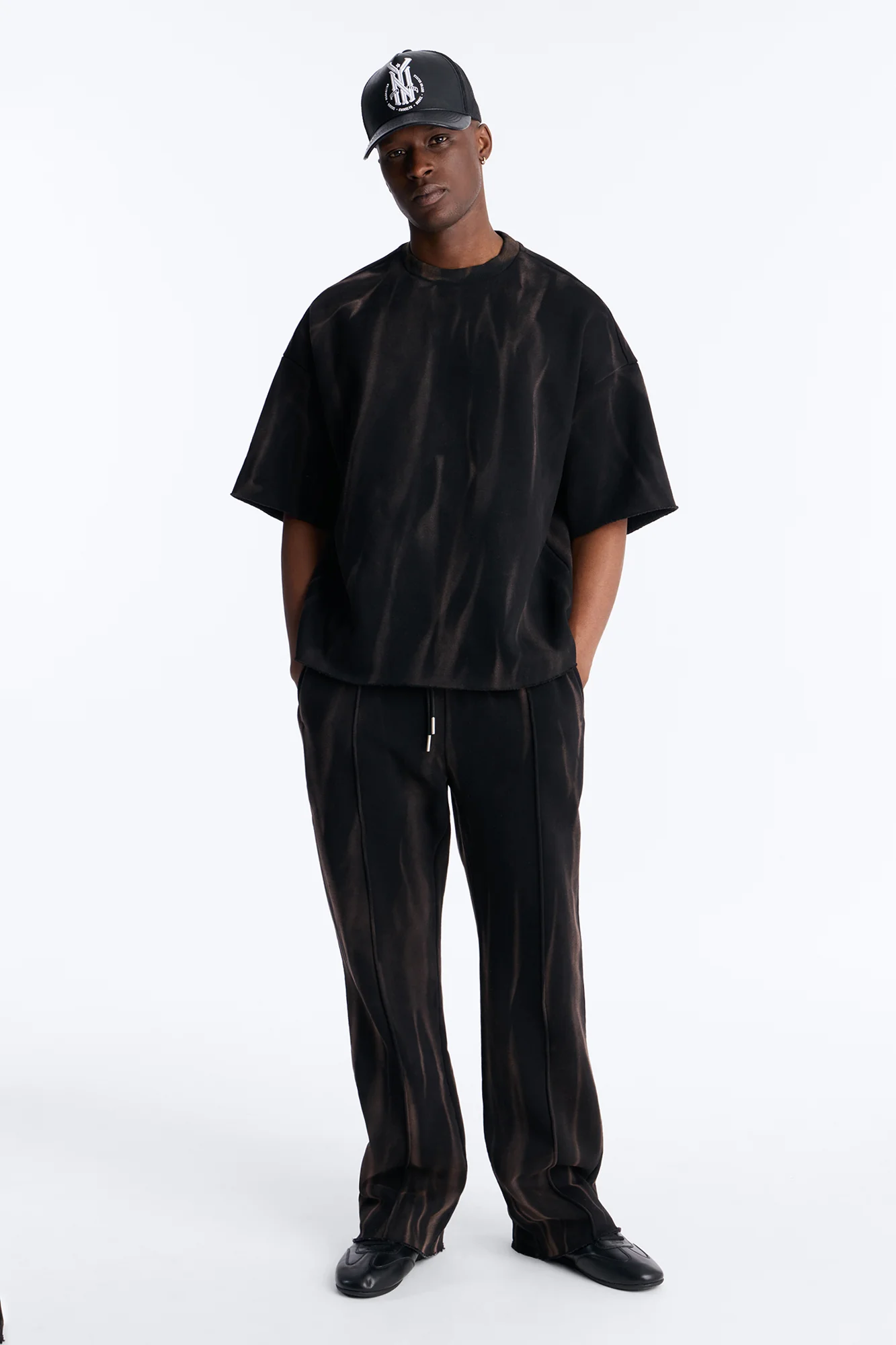 Oversized Bleach Washed Short Sleeve Fleece Tee - Black - Image 2