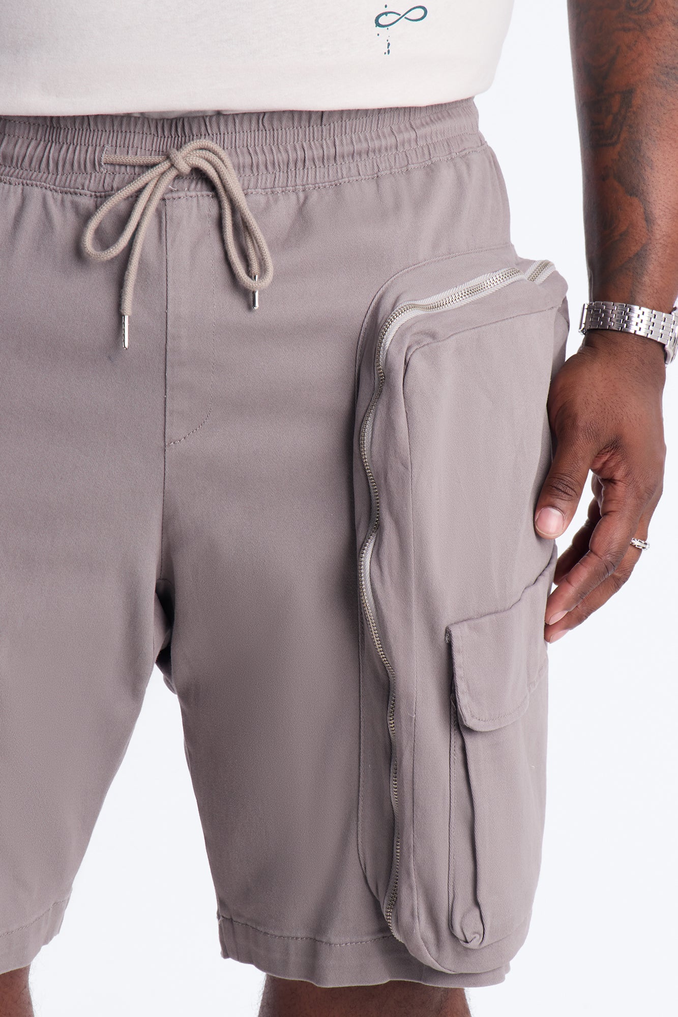 Oversized Maxed Out Utility Pocket Short - Grey - Image 7