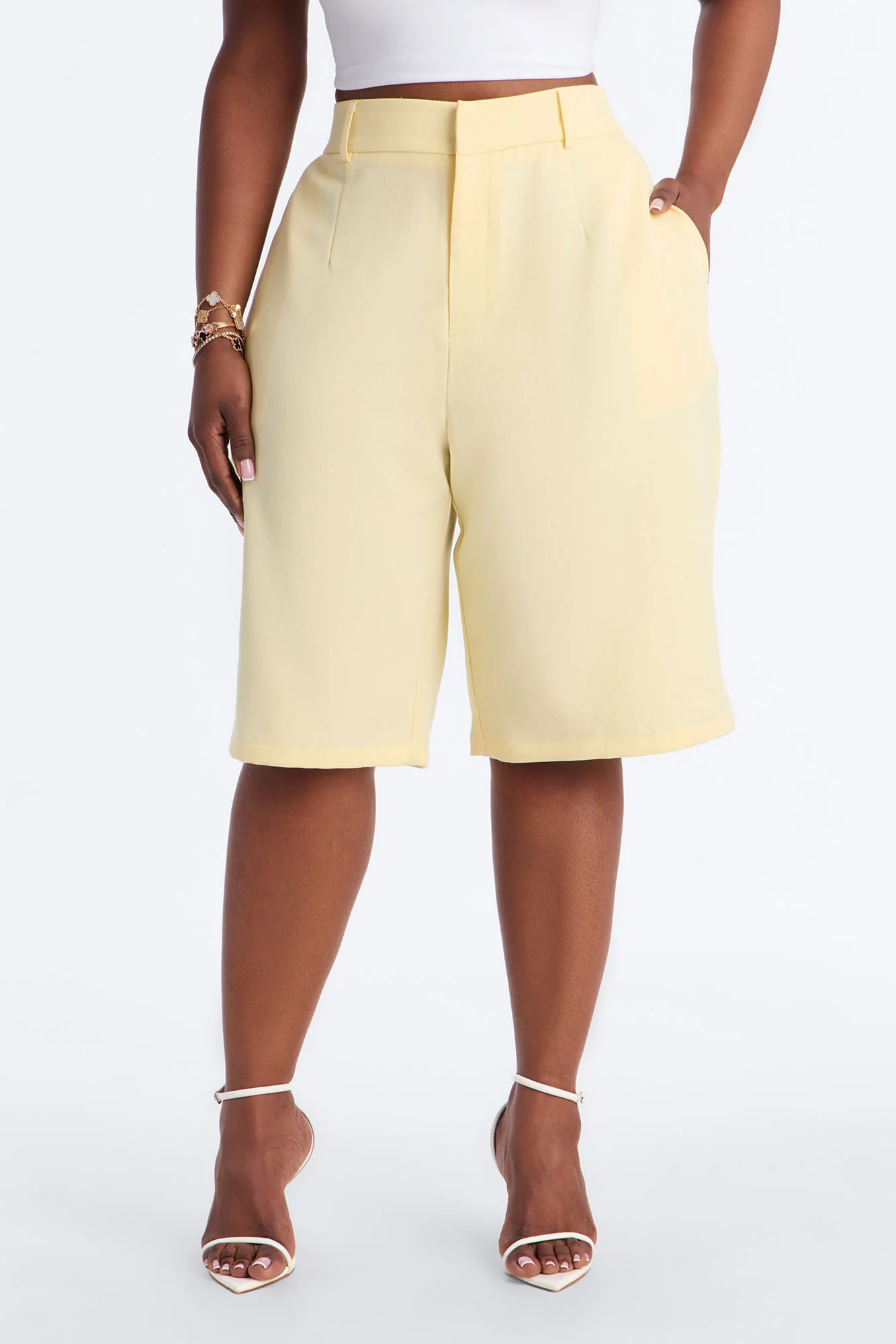 Paloma Linen Bermuda Short - Yellow - Image 6