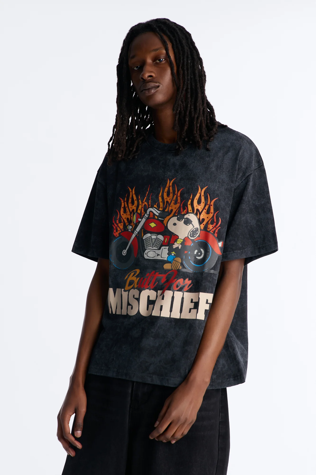 Peanuts Snoopy Mischief Rhinestones Mineral Wash Fleece Tee - Black Wash