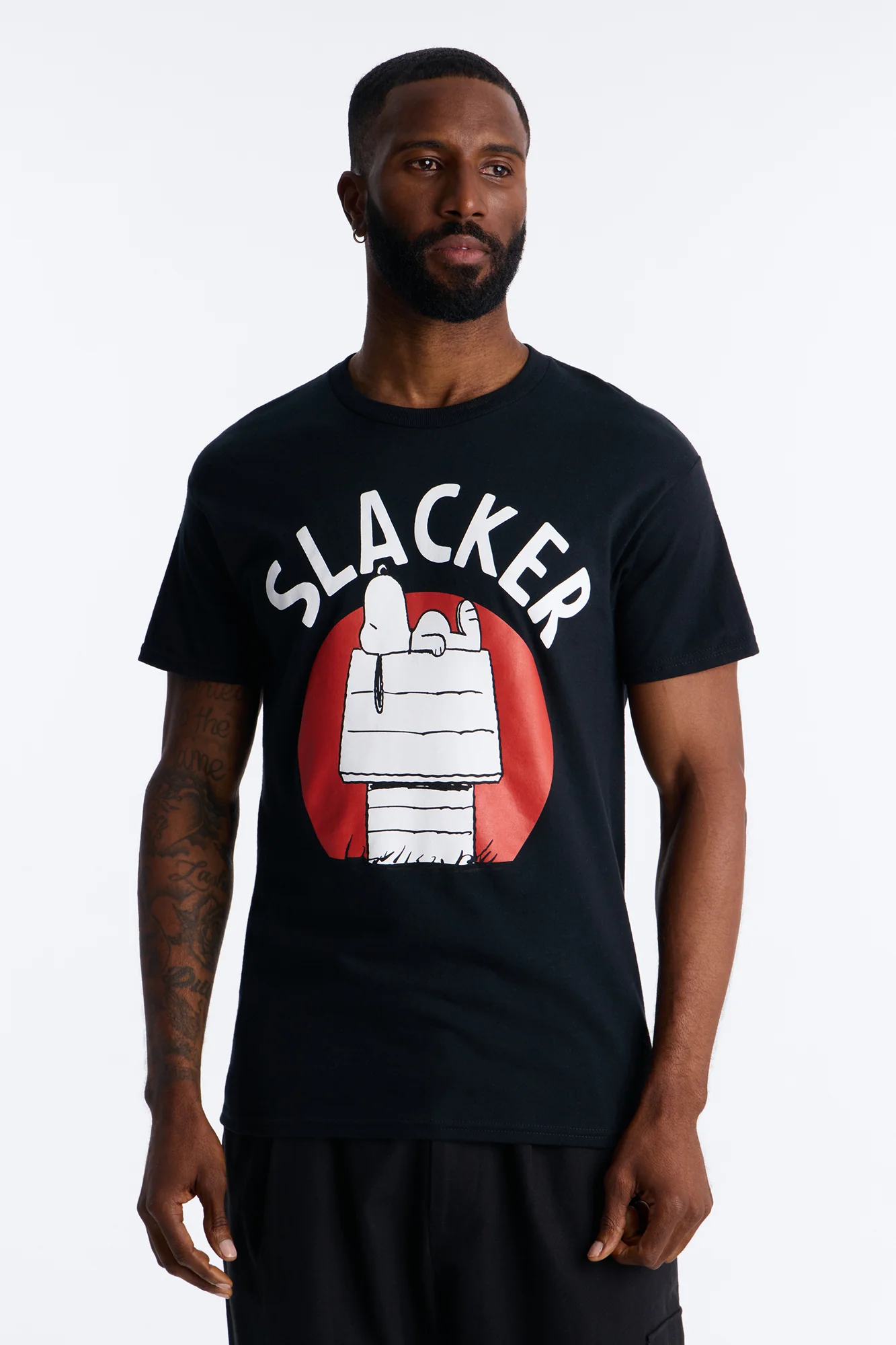 Peanuts Snoopy Slacker Short Sleeve Tee - Black