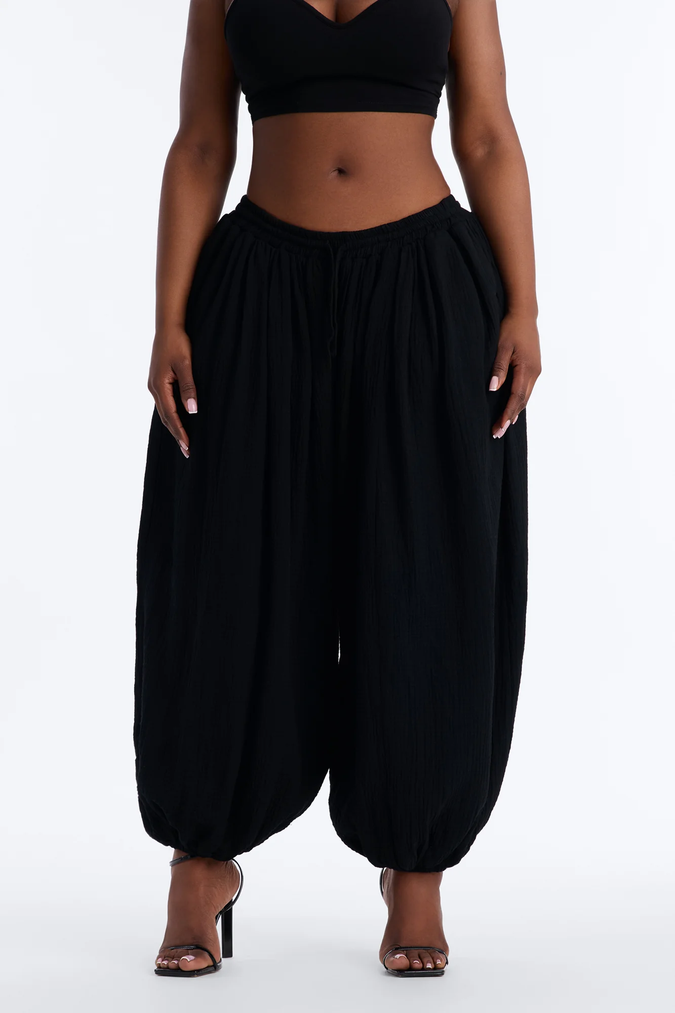 Piper Low Rise Cotton Gauze Balloon Jogger Pant 28″ - Black - Image 6