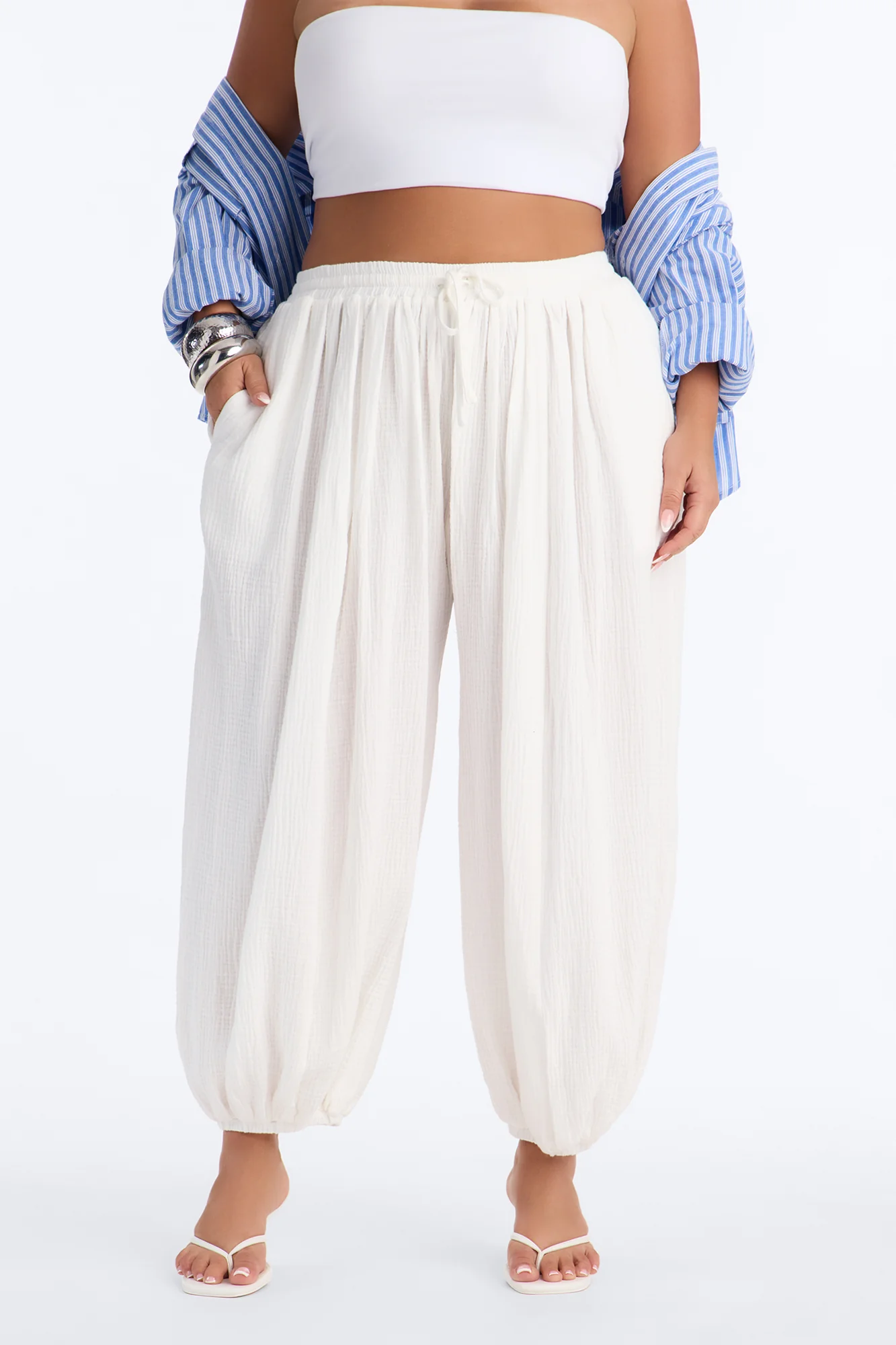 Piper Low Rise Cotton Gauze Balloon Jogger Pant 28″ - White - Image 6