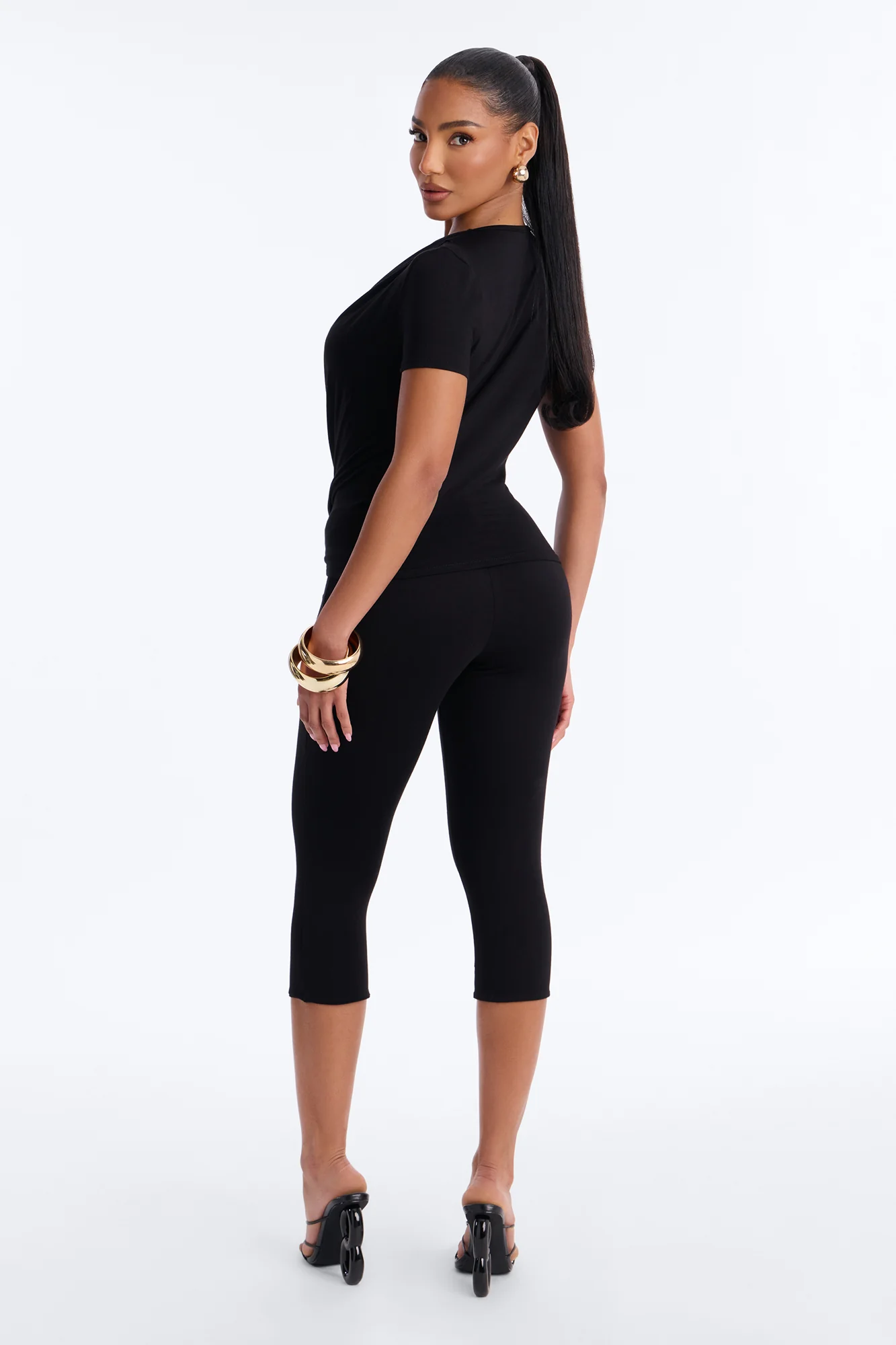 Priscilla Plunge Capri Set - Black - Image 4