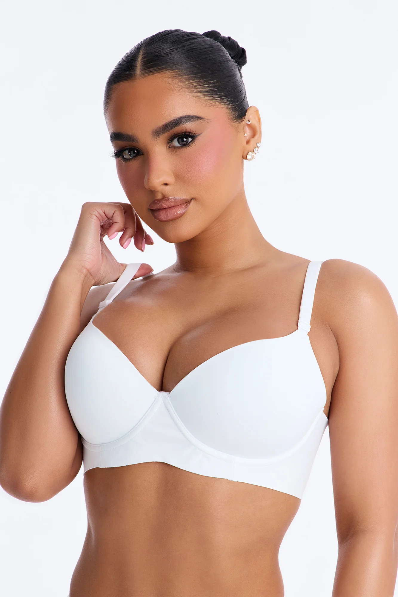Pure Ease Seamless Lightly Padded Underwire Bra - White