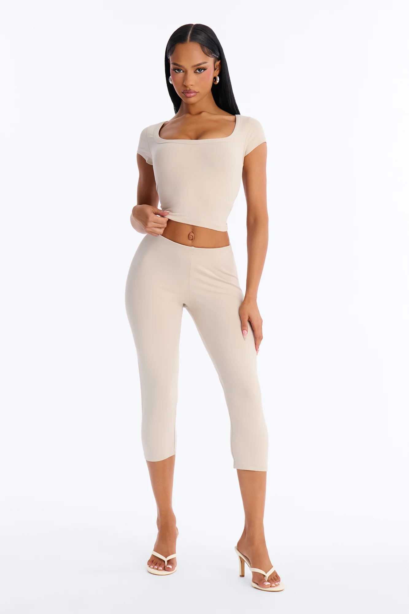 Quinn Low Rise Capri Legging - Stone