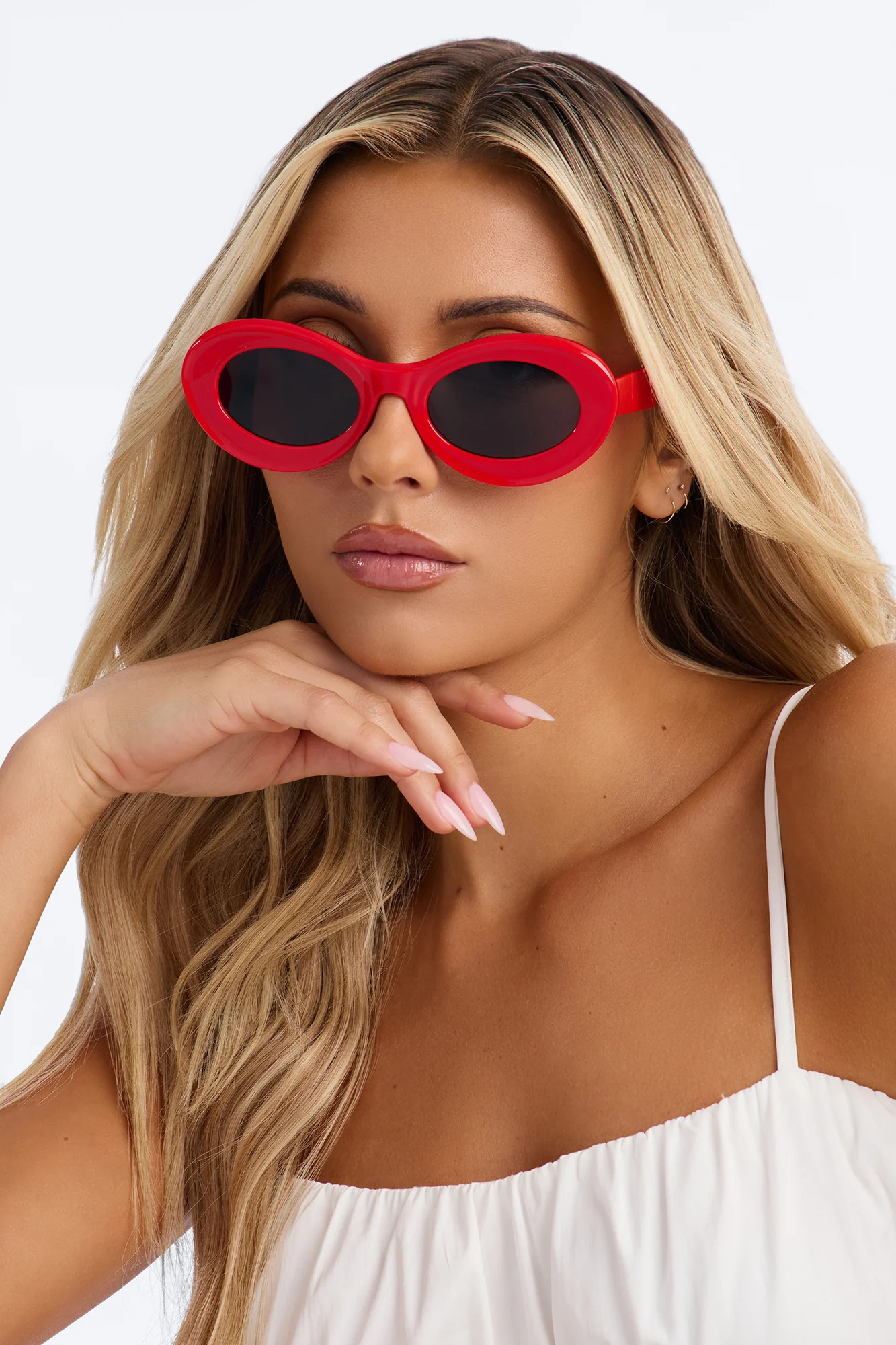 Reading The Room Sunglasses - Red - Image 2