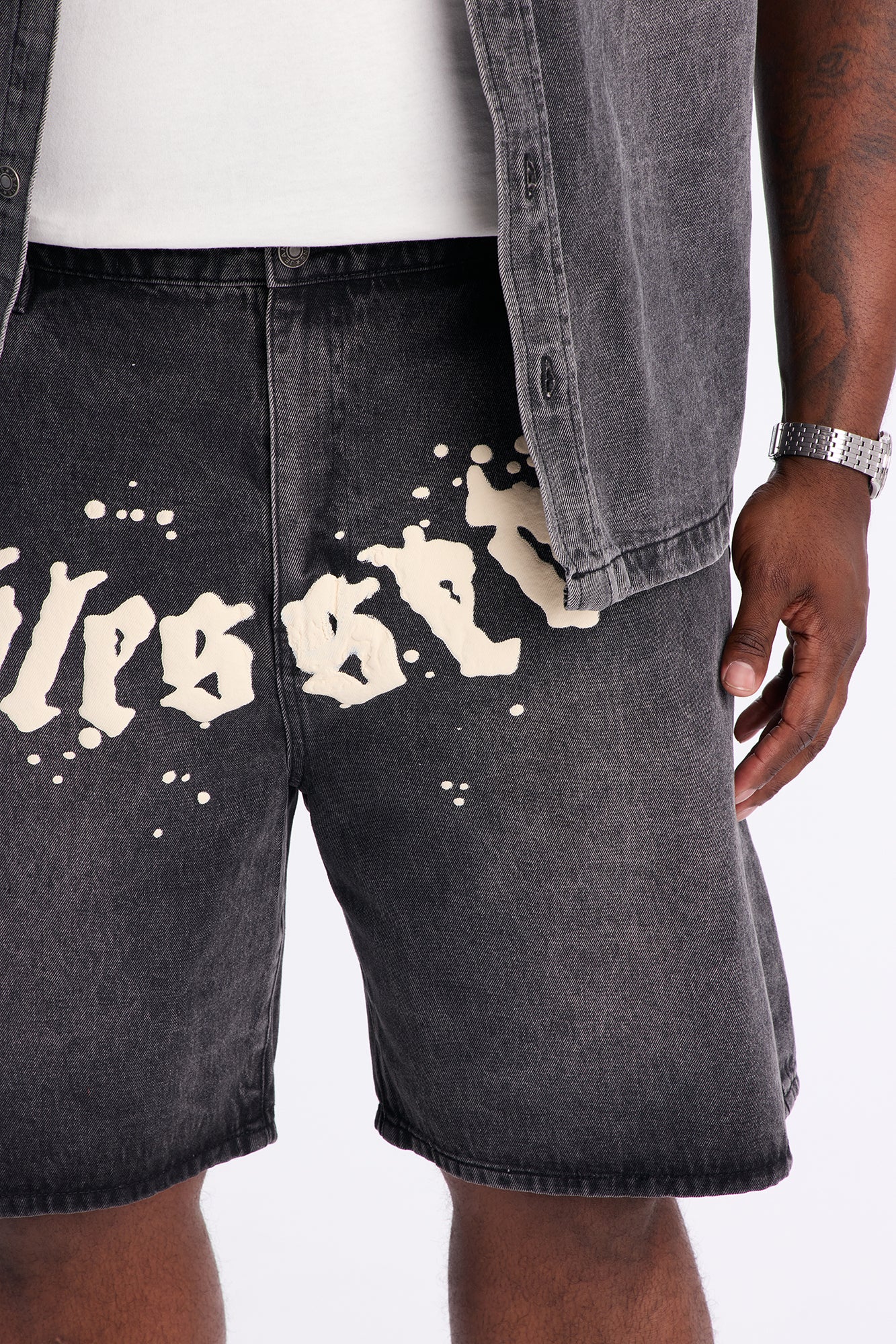 Relaxed Been Blessed Denim Shorts - Black Wash - Image 7