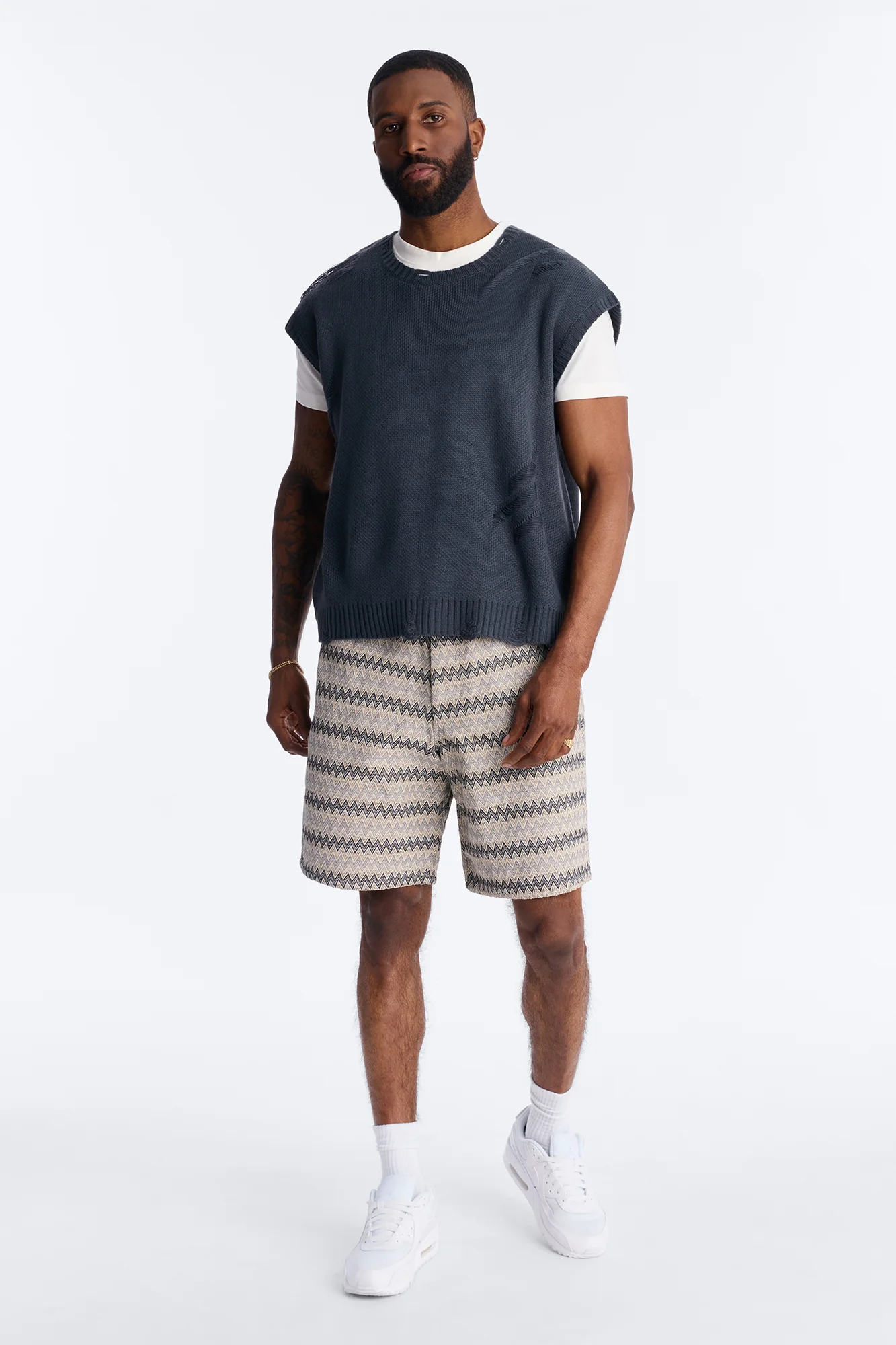 Relaxed Chevron City Textured Short - Cream - Image 2