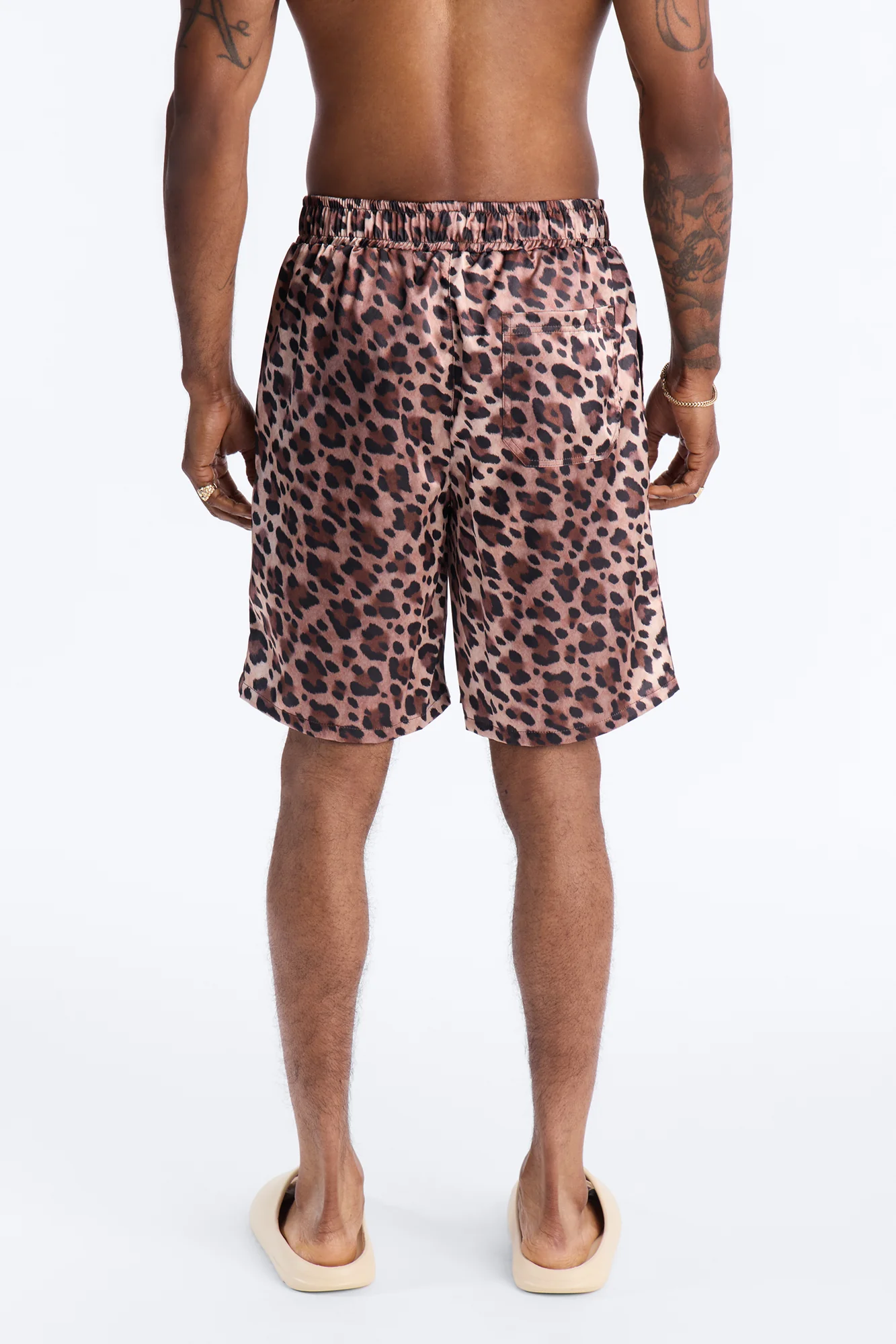 Relaxed City Spot Leopard Short - Brown - Image 4
