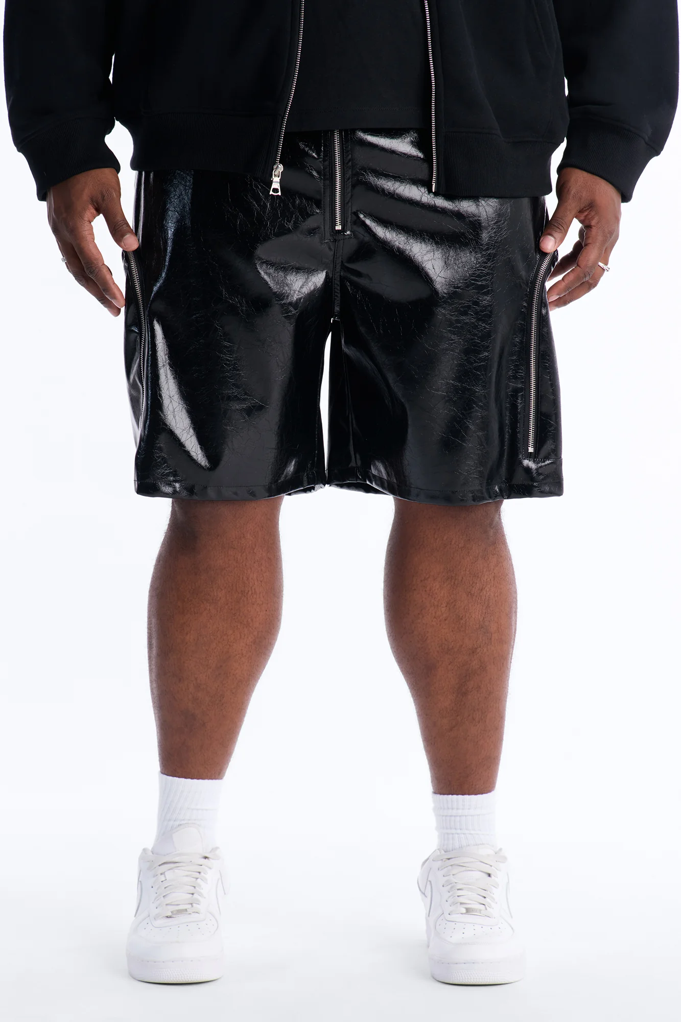 Relaxed Concordia Faux Leather Short - Black - Image 5