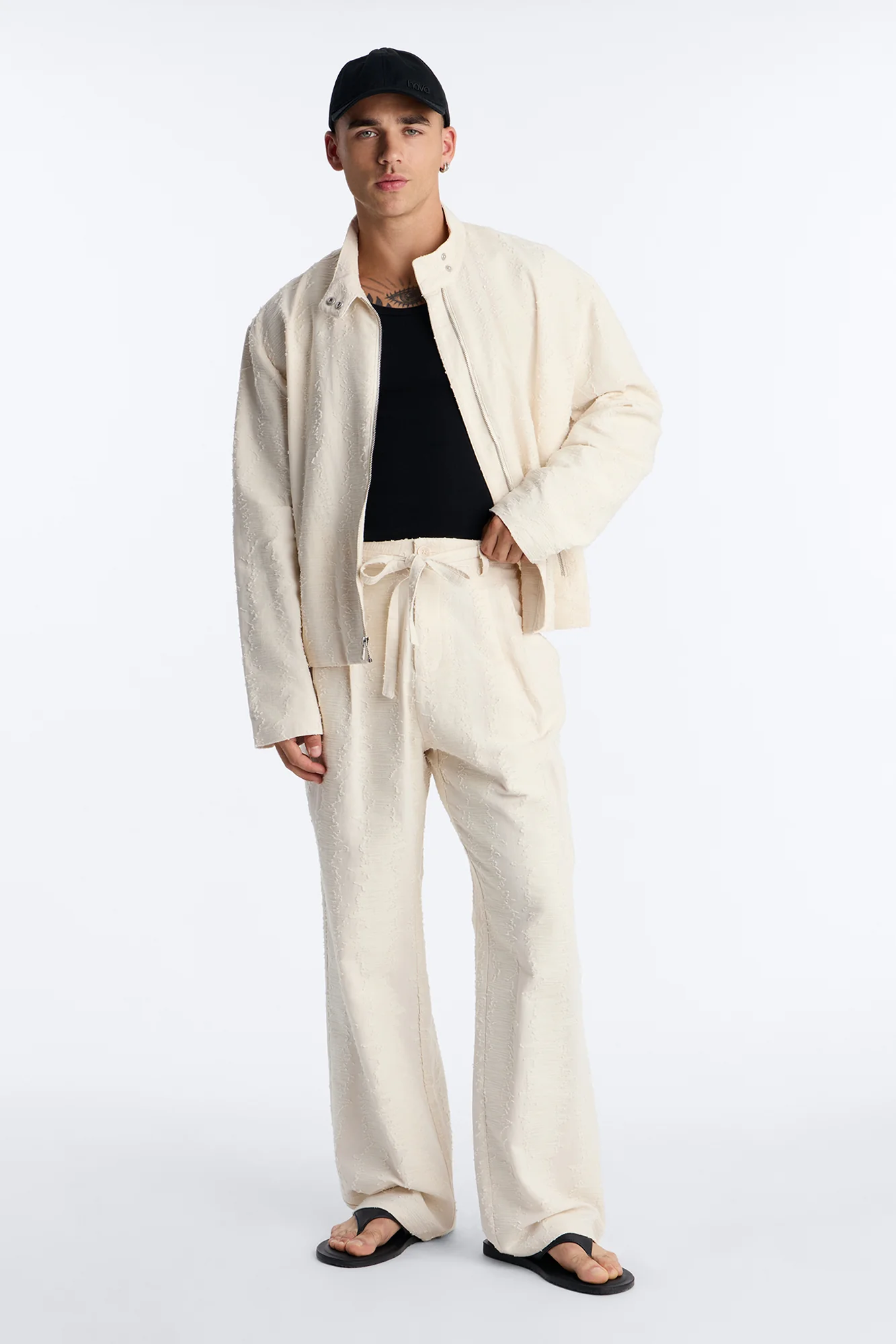 Relaxed Cropped Textured Distressed Linen Bomber Jacket - Oatmeal - Image 2