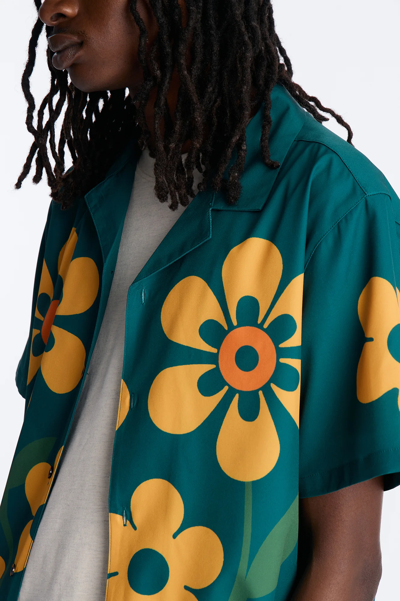 Relaxed Forest Bloom Button Up Shirt - Green - Image 3