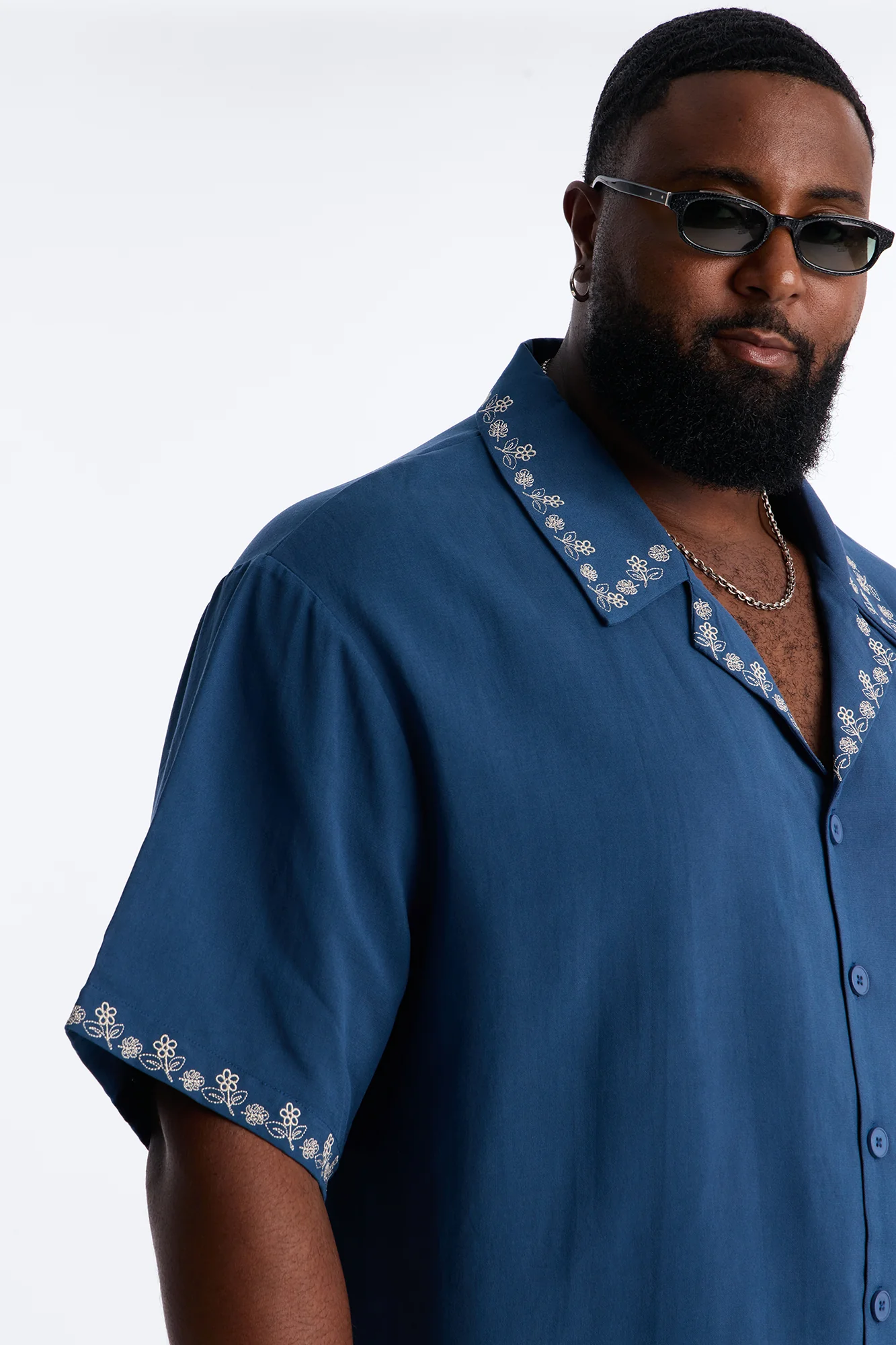 Relaxed Harbor Hideaway Button Up Shirt - Navy - Image 7