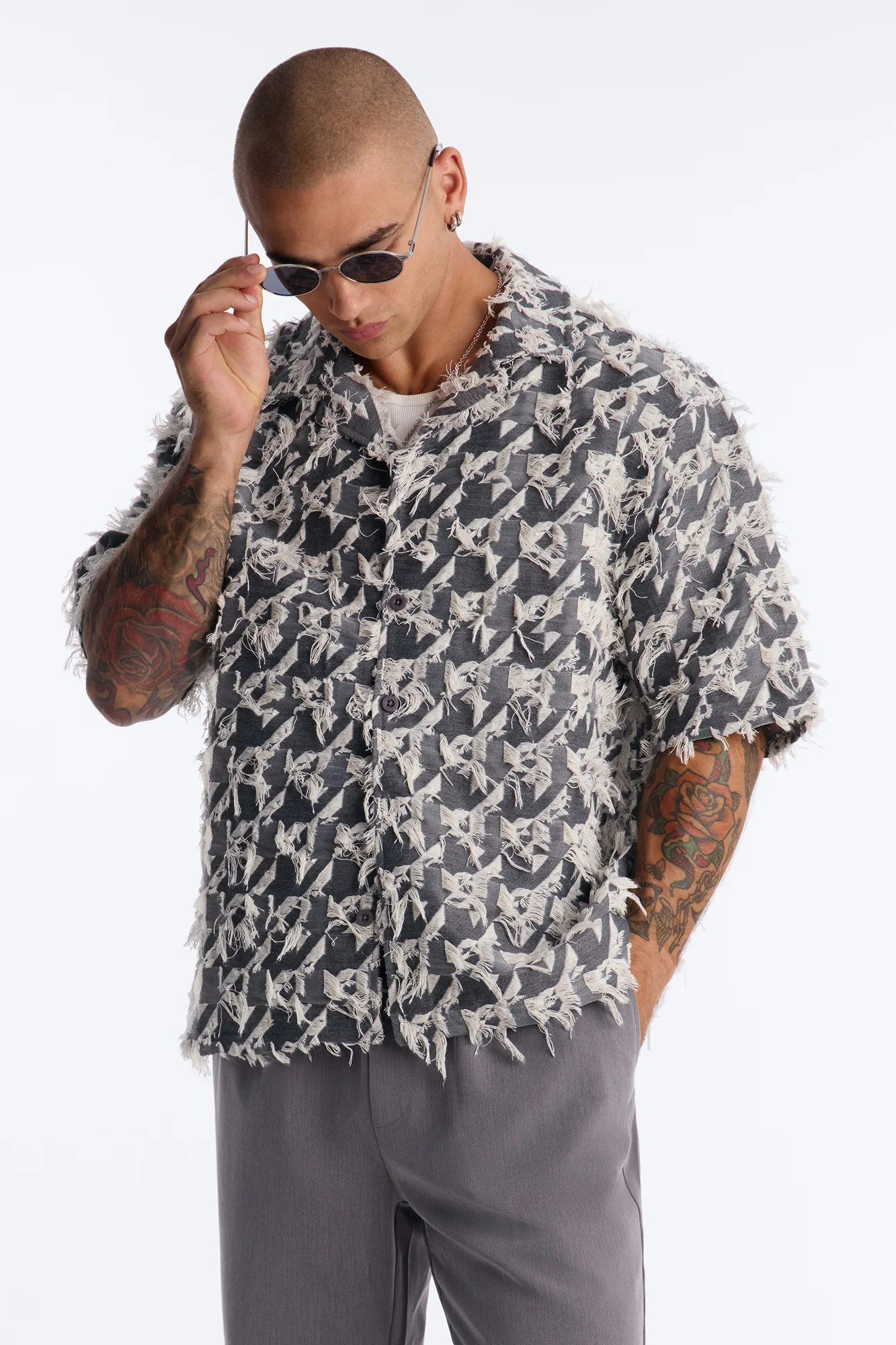 Relaxed Houndstooth Nomad Cuban Collar Button Up Shirt - Grey