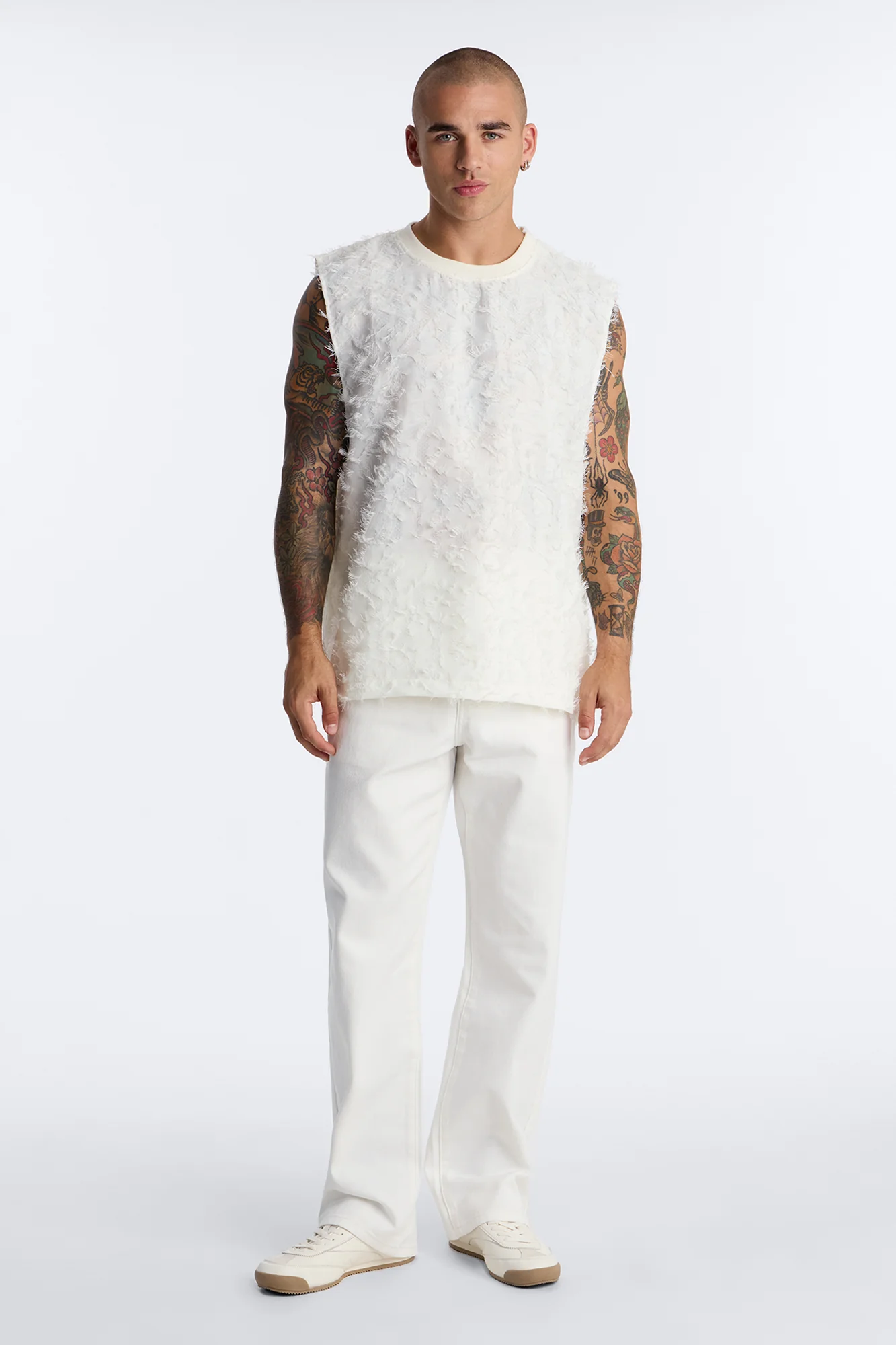 Relaxed Kelpstone Textured Sleeveless Tee - White - Image 2