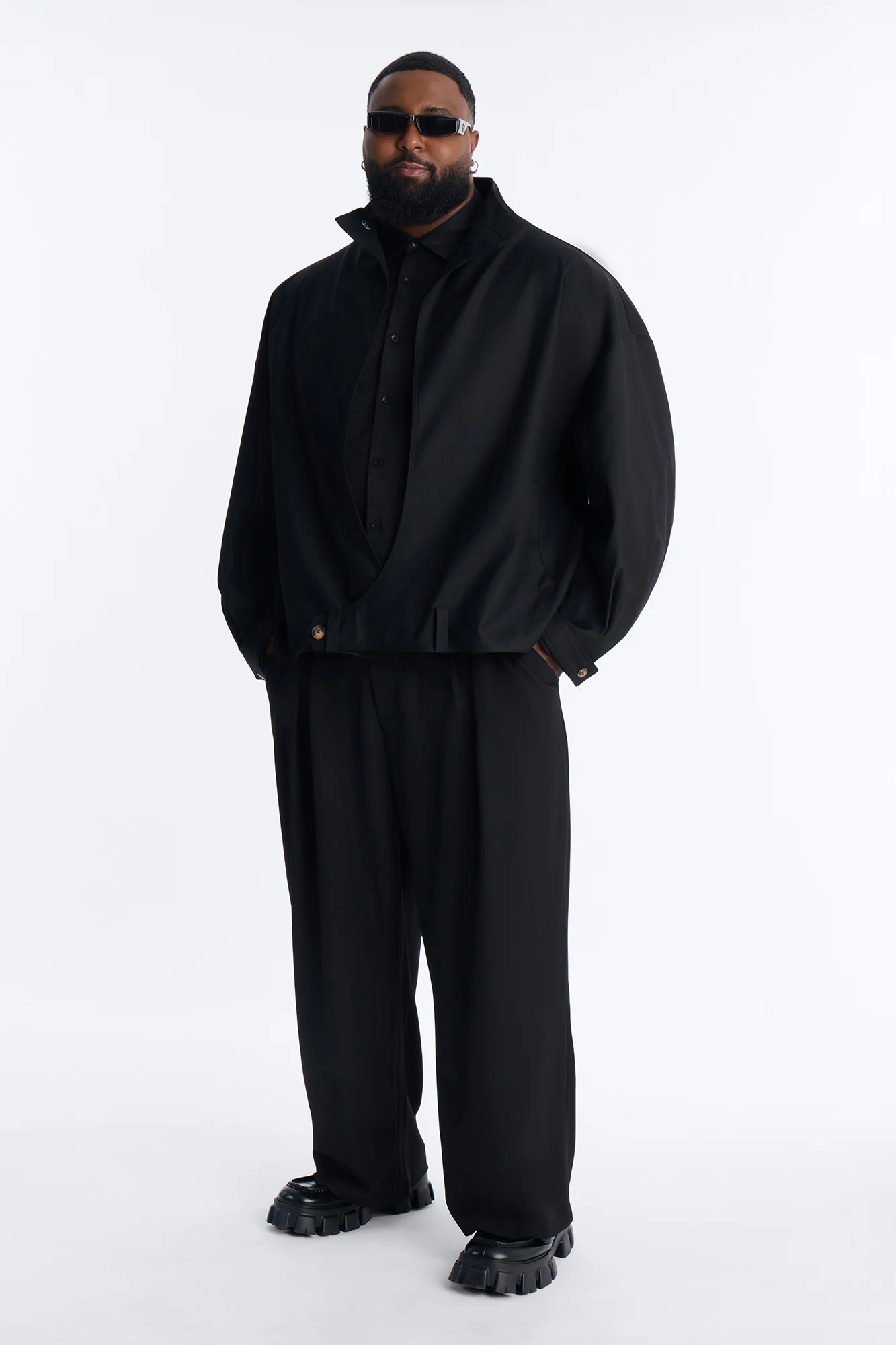 Relaxed Luxe Flow Blazer - Black - Image 7