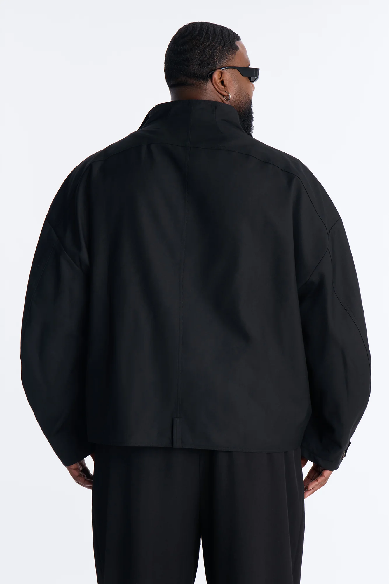 Relaxed Luxe Flow Blazer - Black - Image 9