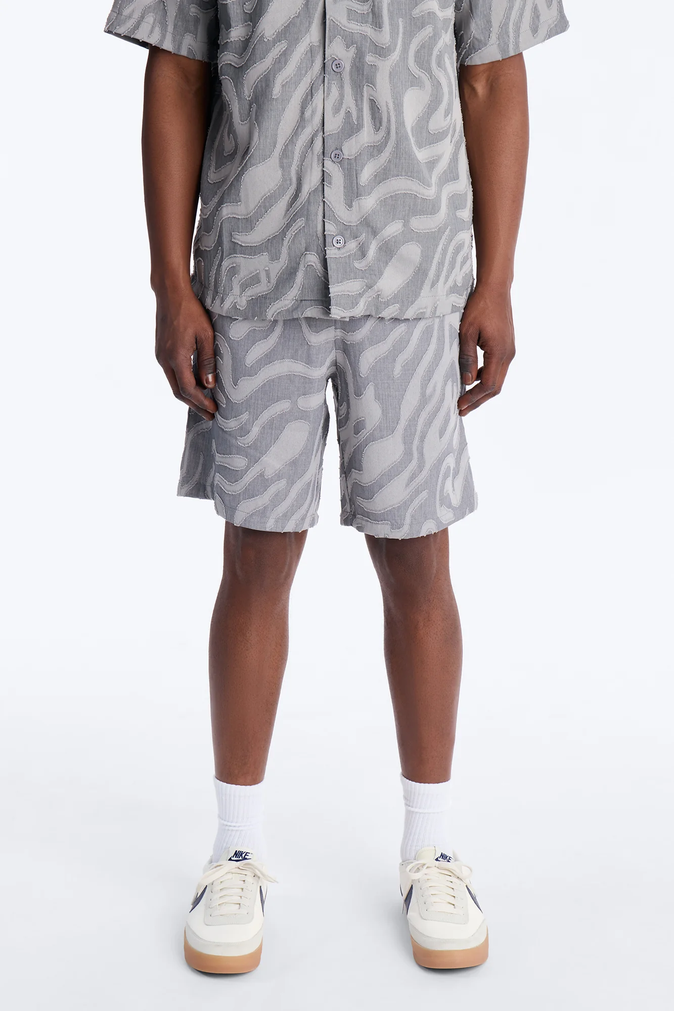 Relaxed Midnight Wave Short - Grey