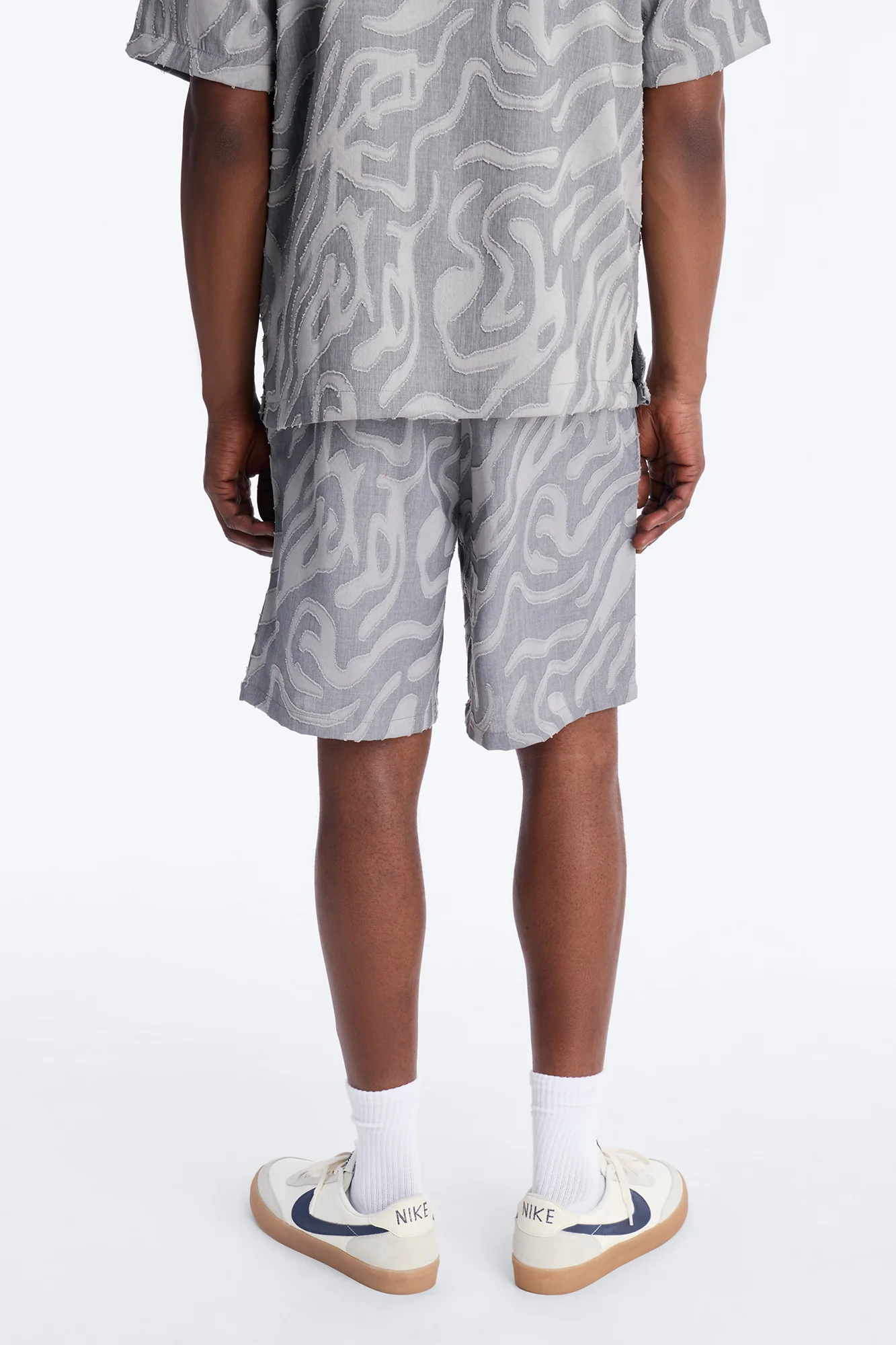 Relaxed Midnight Wave Short - Grey - Image 5