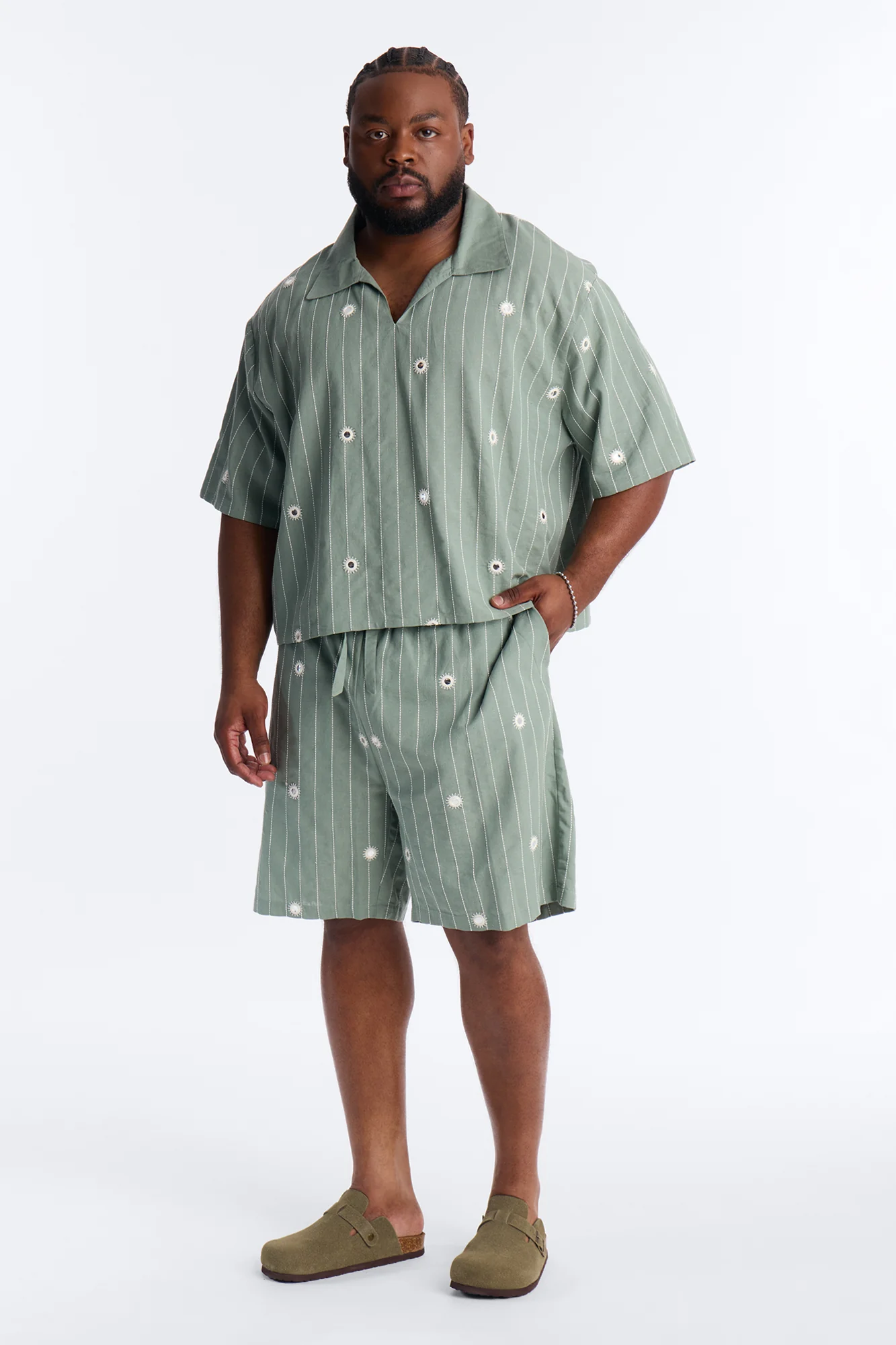 Relaxed Mirror Mirage Short - Olive - Image 6