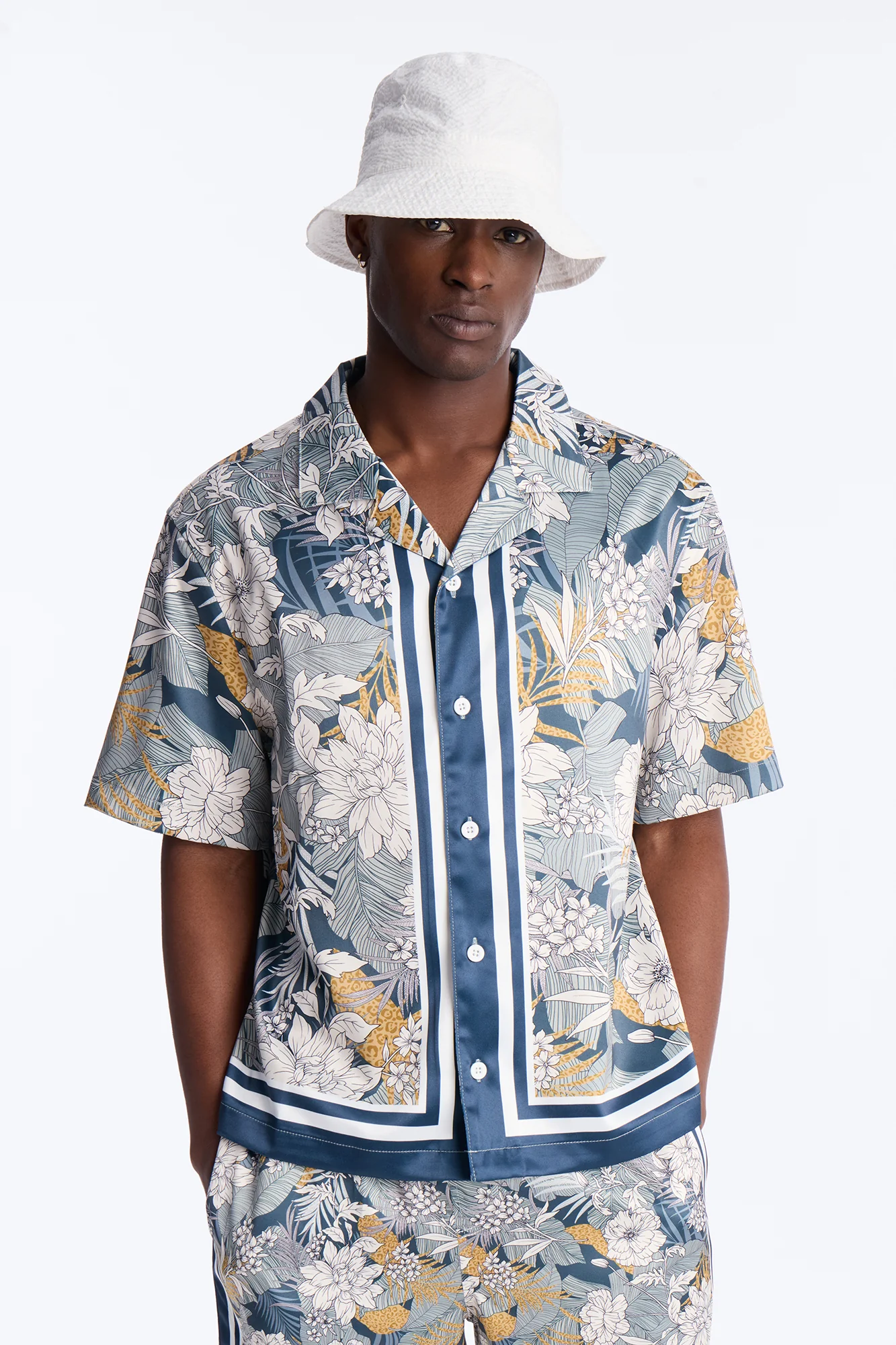 Relaxed Palm Vista Cuban Button Up Shirt - Blue
