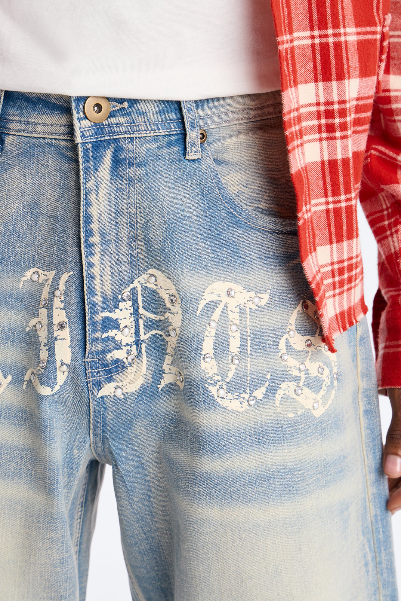 Relaxed Saints Embellished Denim Shorts - Light Blue Wash - Image 3